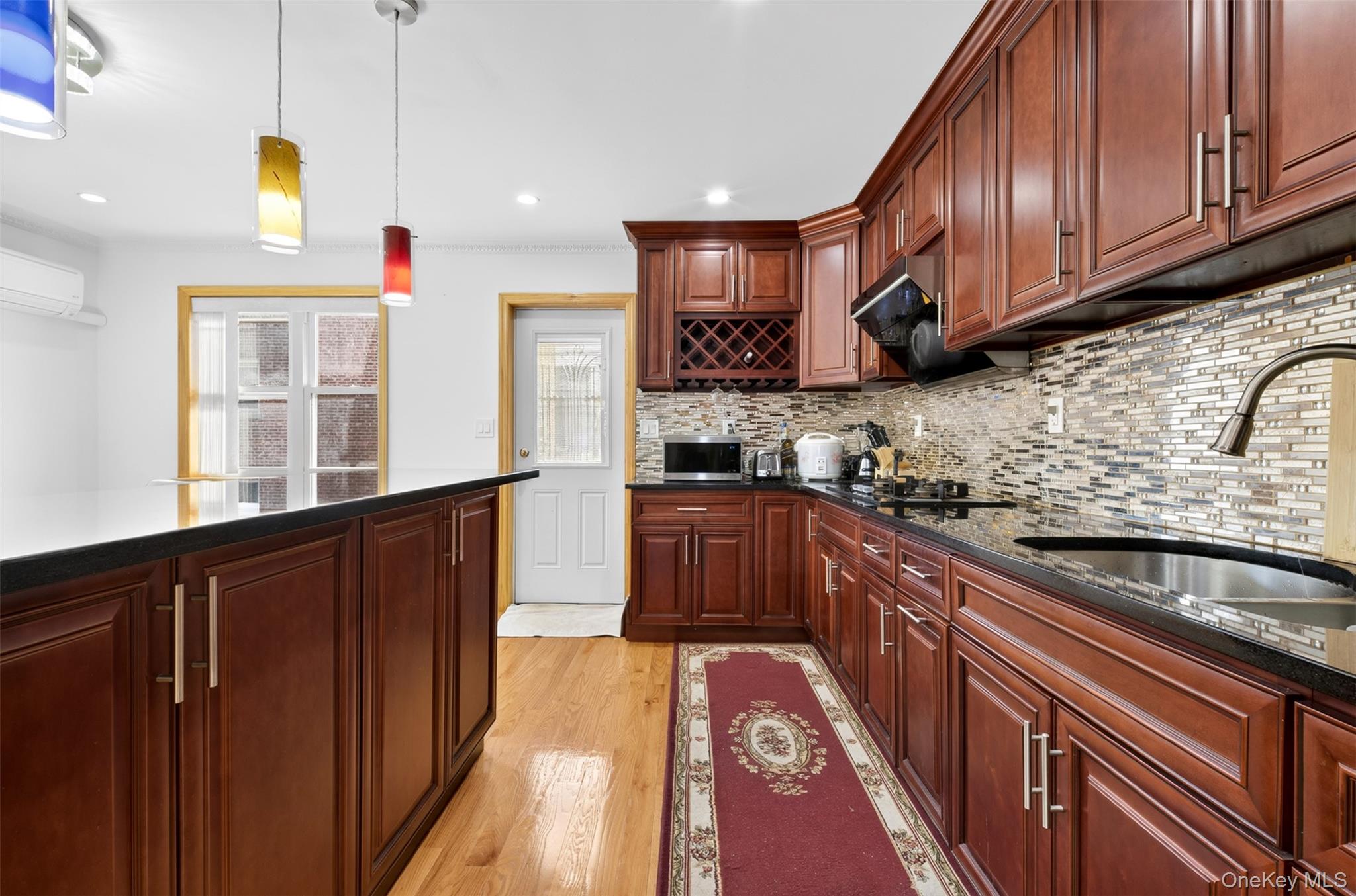 5031 68th Street Property Photo 16