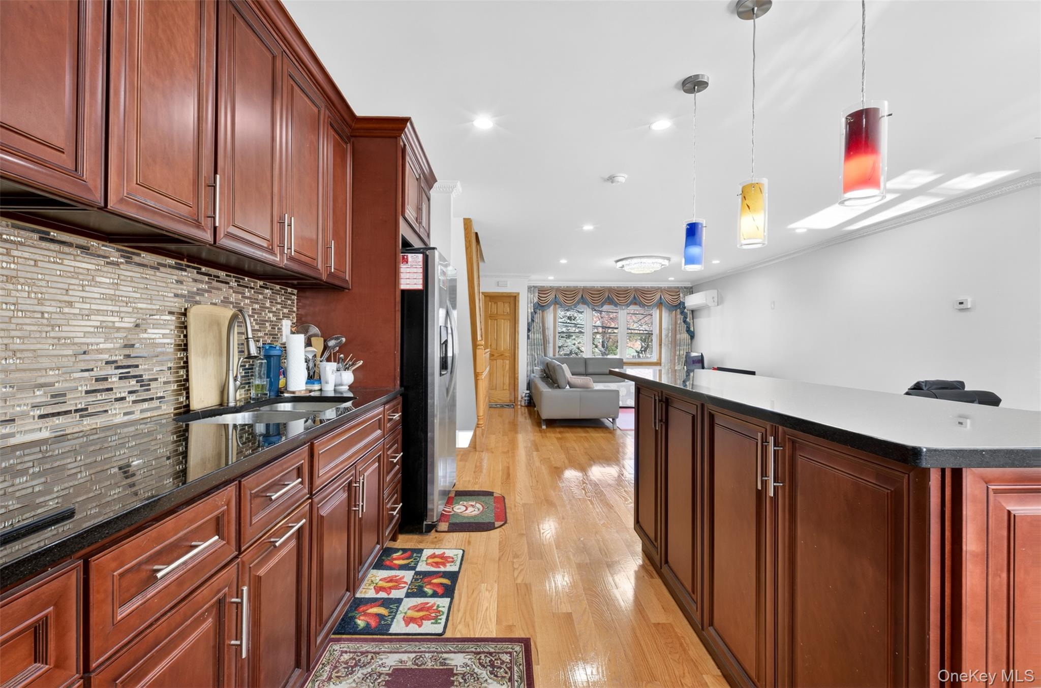 5031 68th Street Property Photo 18