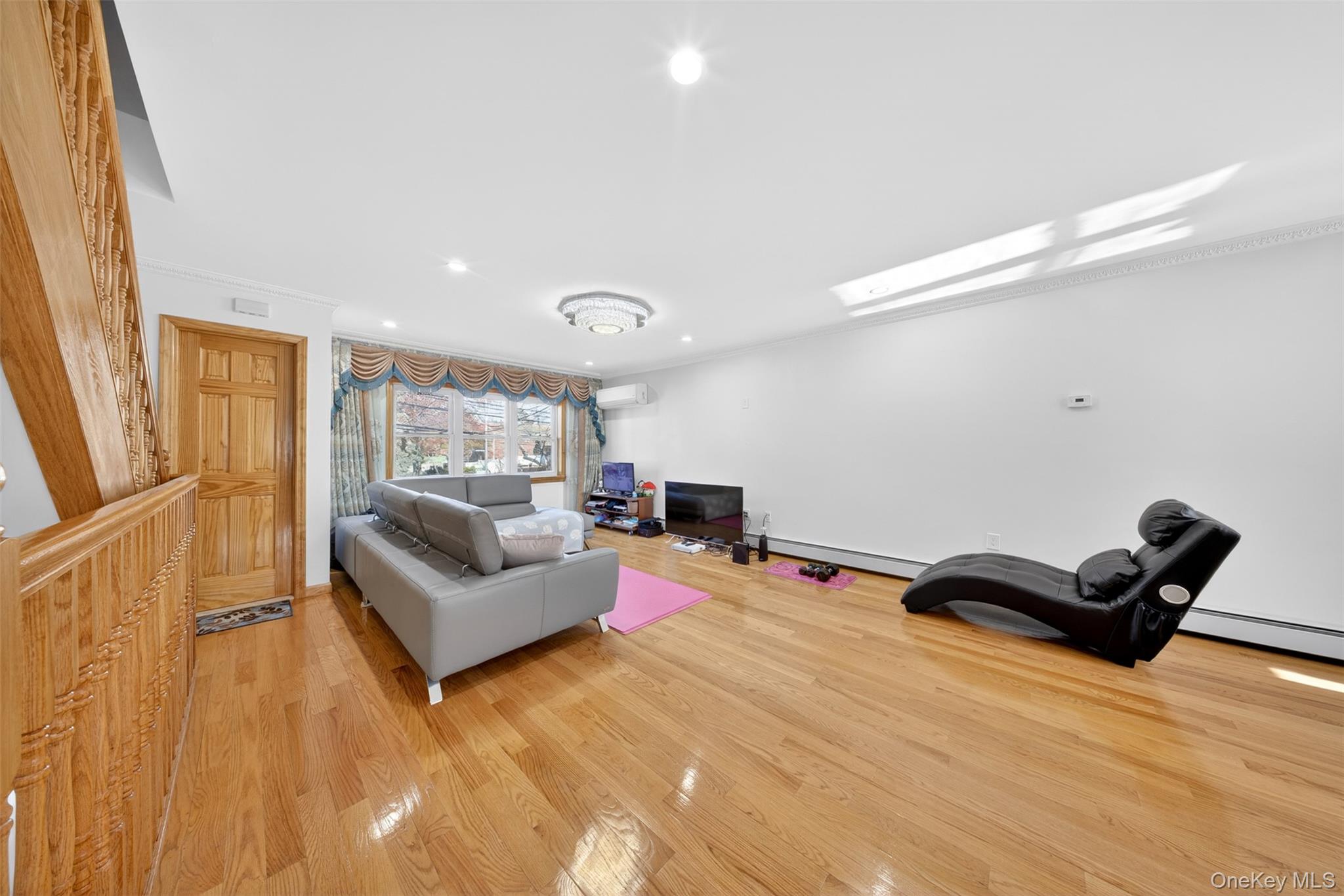 5031 68th Street Property Photo 19