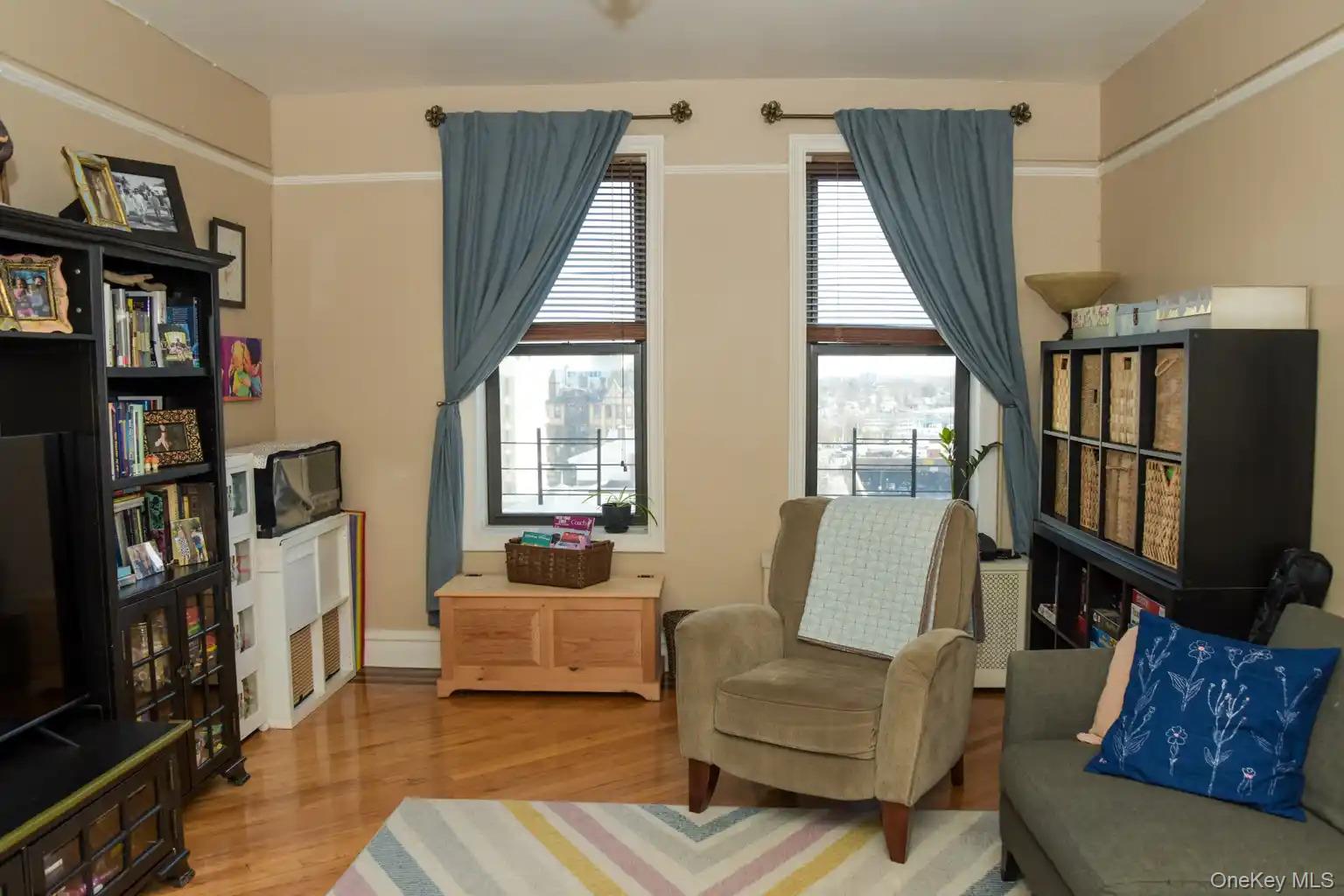 78-14 Austin Street 5-e Property Photo 17