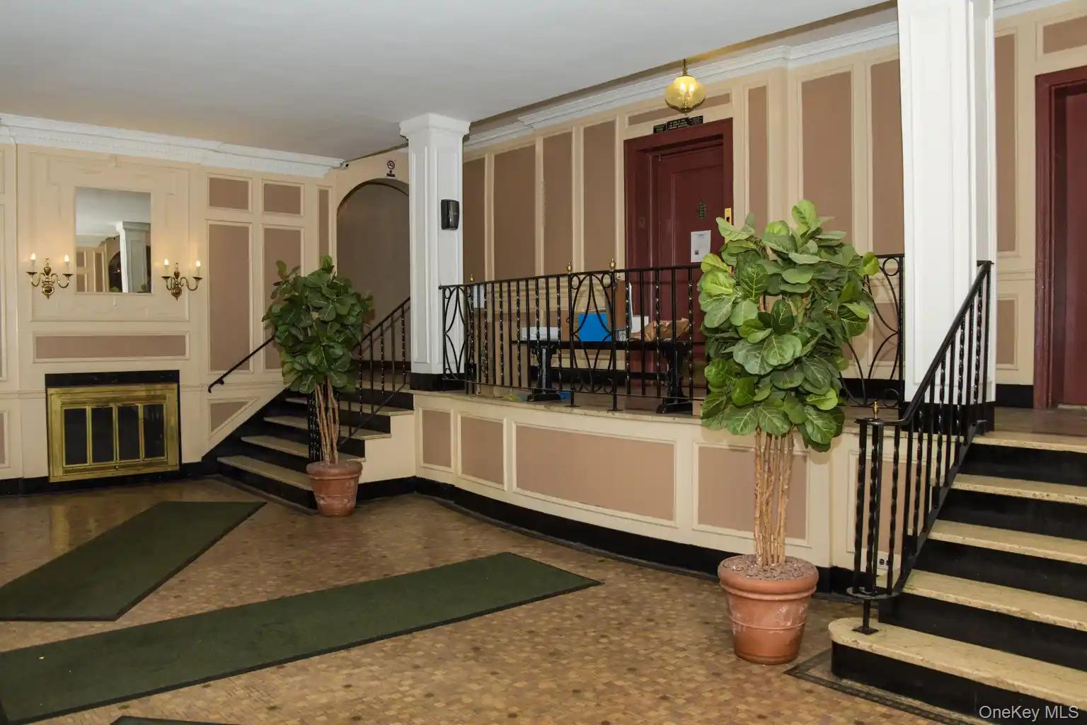 78-14 Austin Street 5-e Property Photo 21