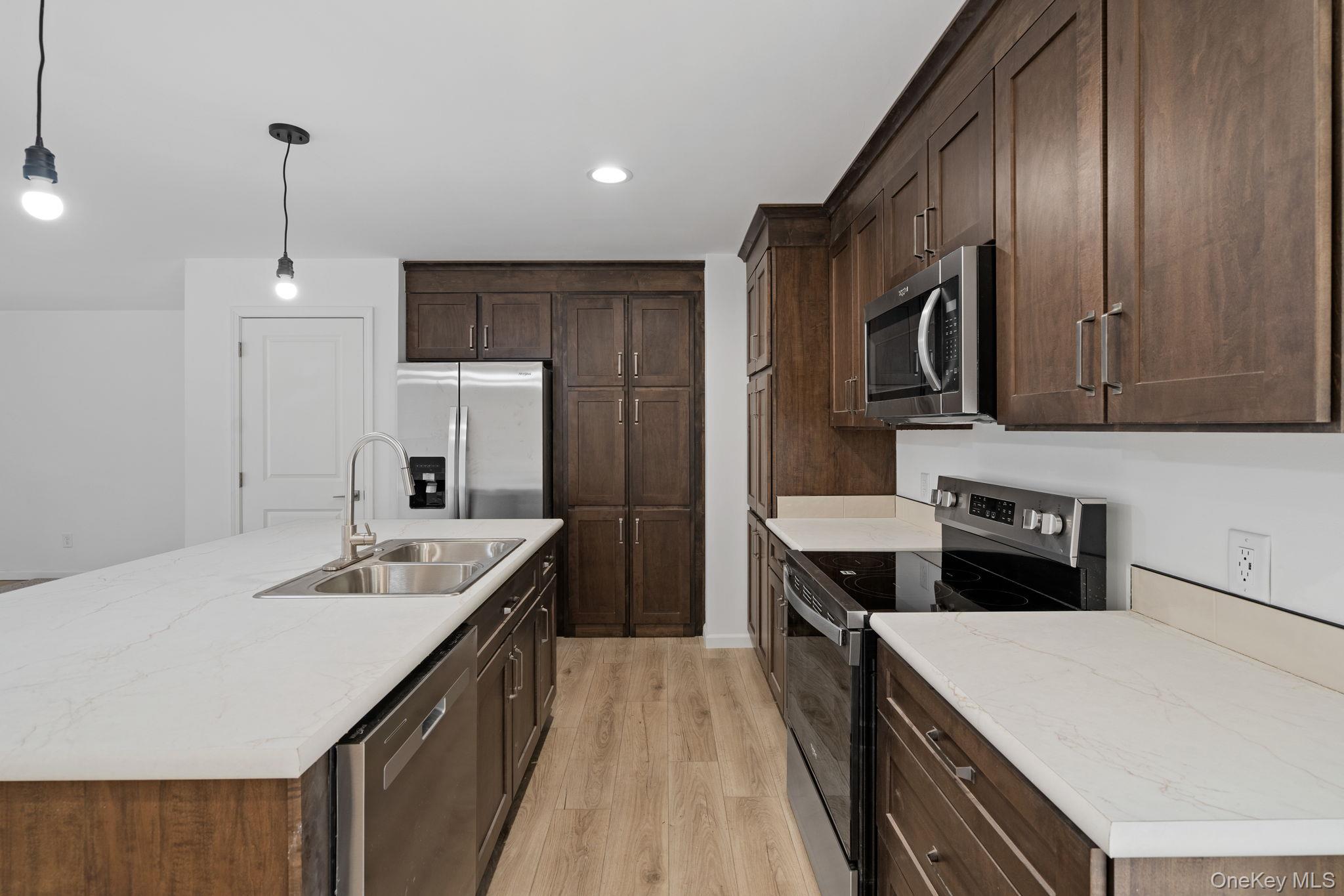 43 Pinehurst Drive Property Photo 10