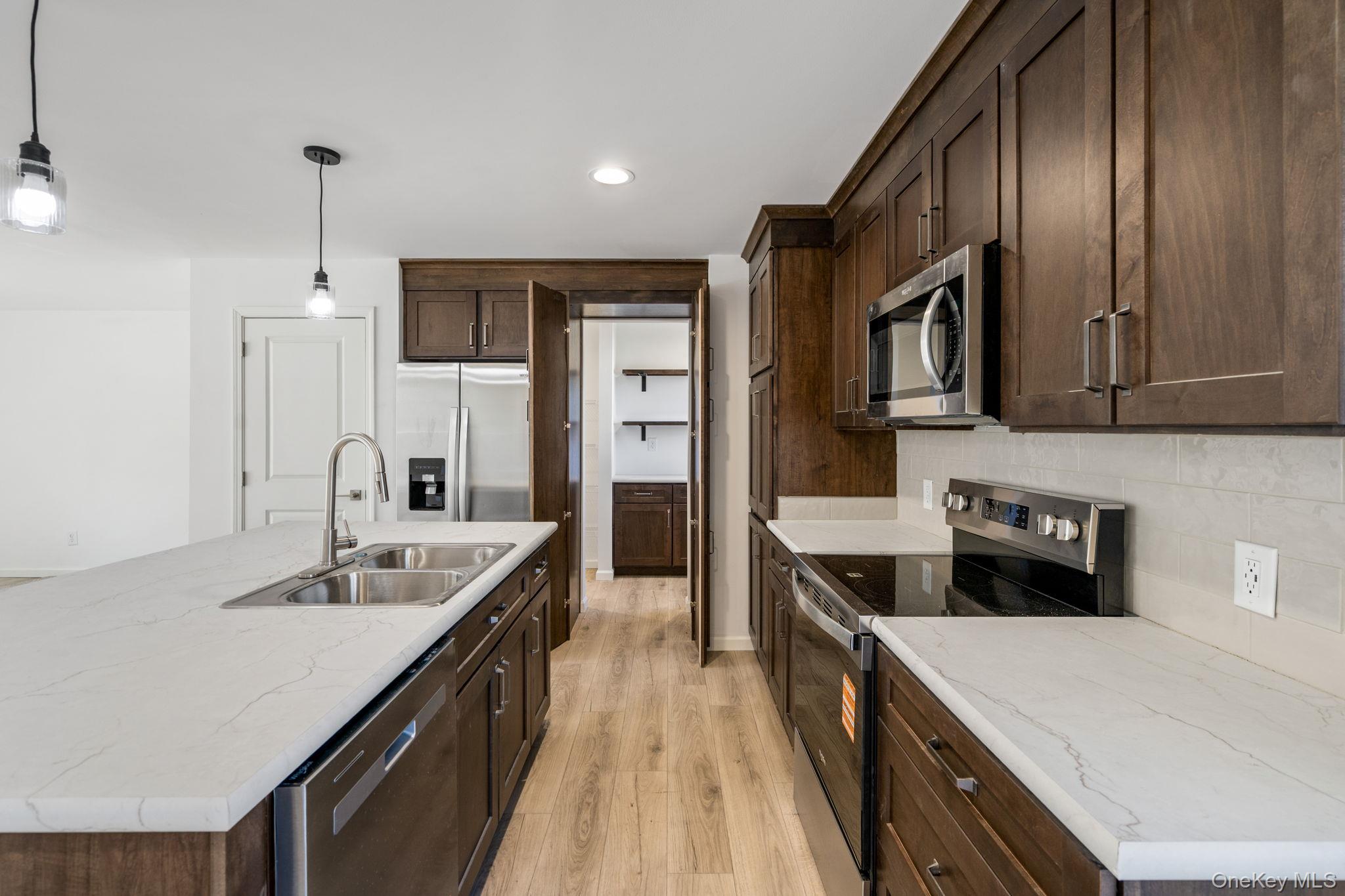 23 Spring Street Property Photo 16