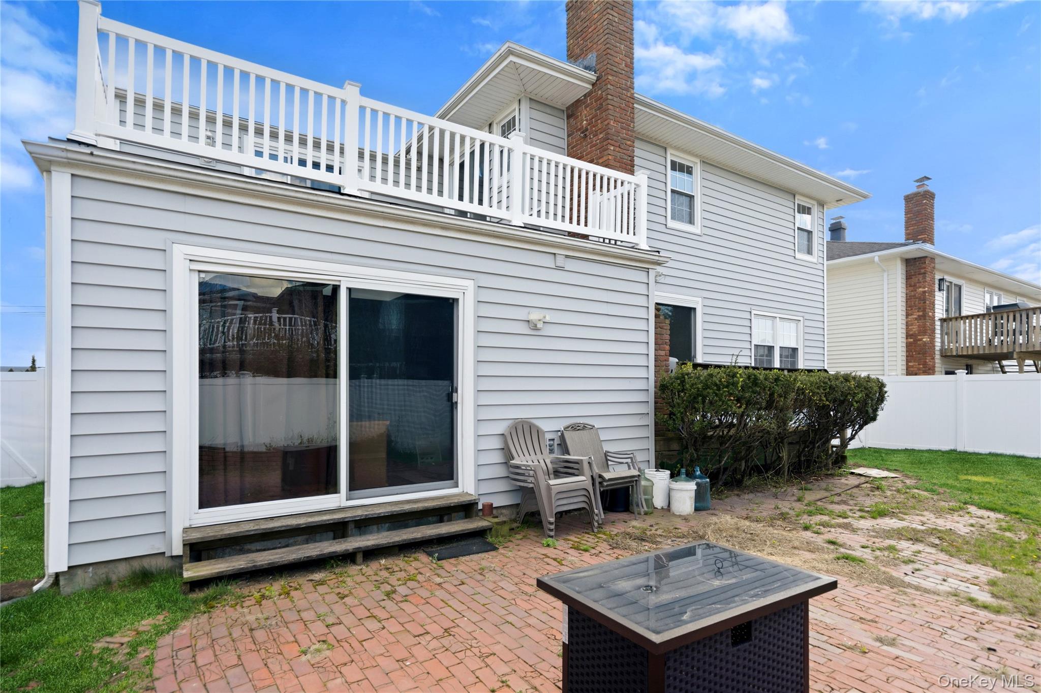 1340 Beech Street Property Photo 3
