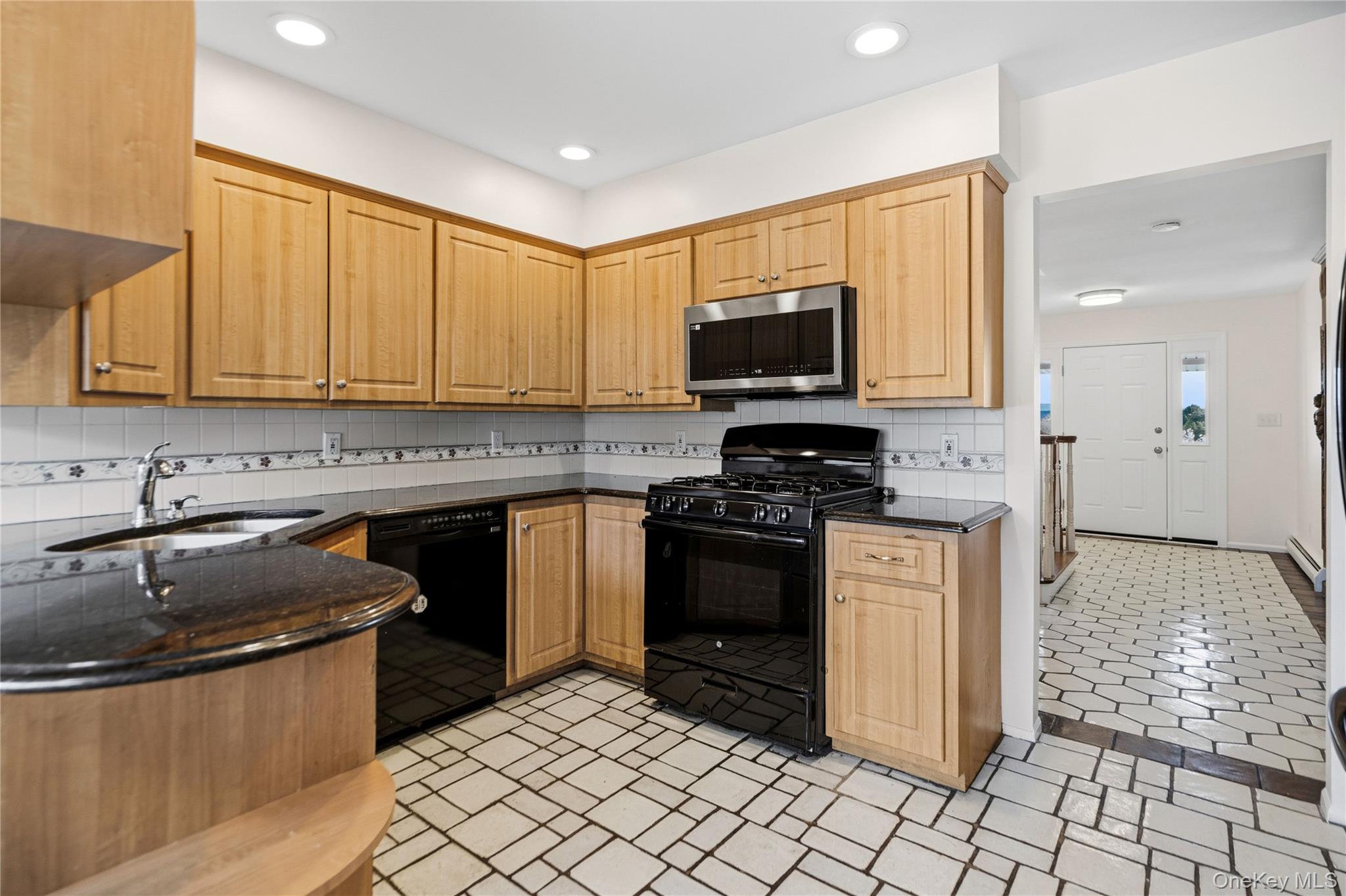 1340 Beech Street Property Photo 12