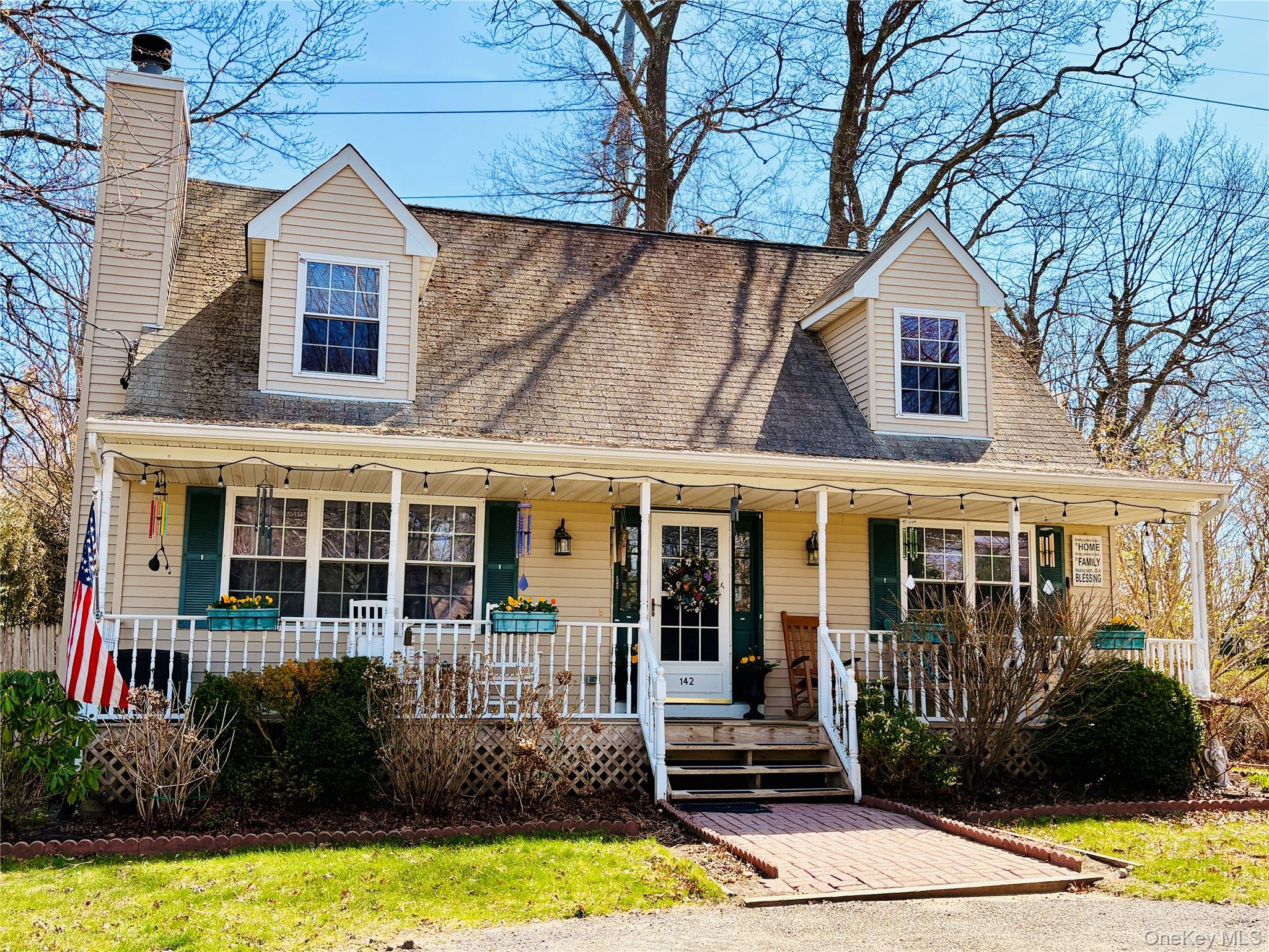 142 King Road Property Photo 1