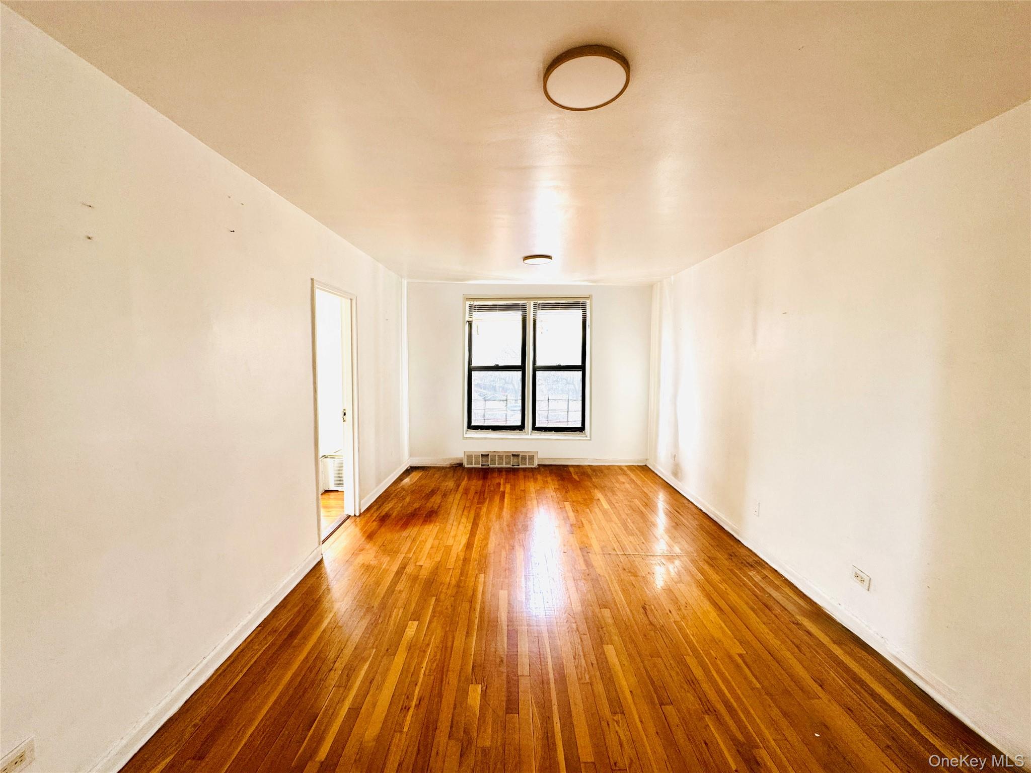 141-05 Pershing Crescent 207 Property Photo 4