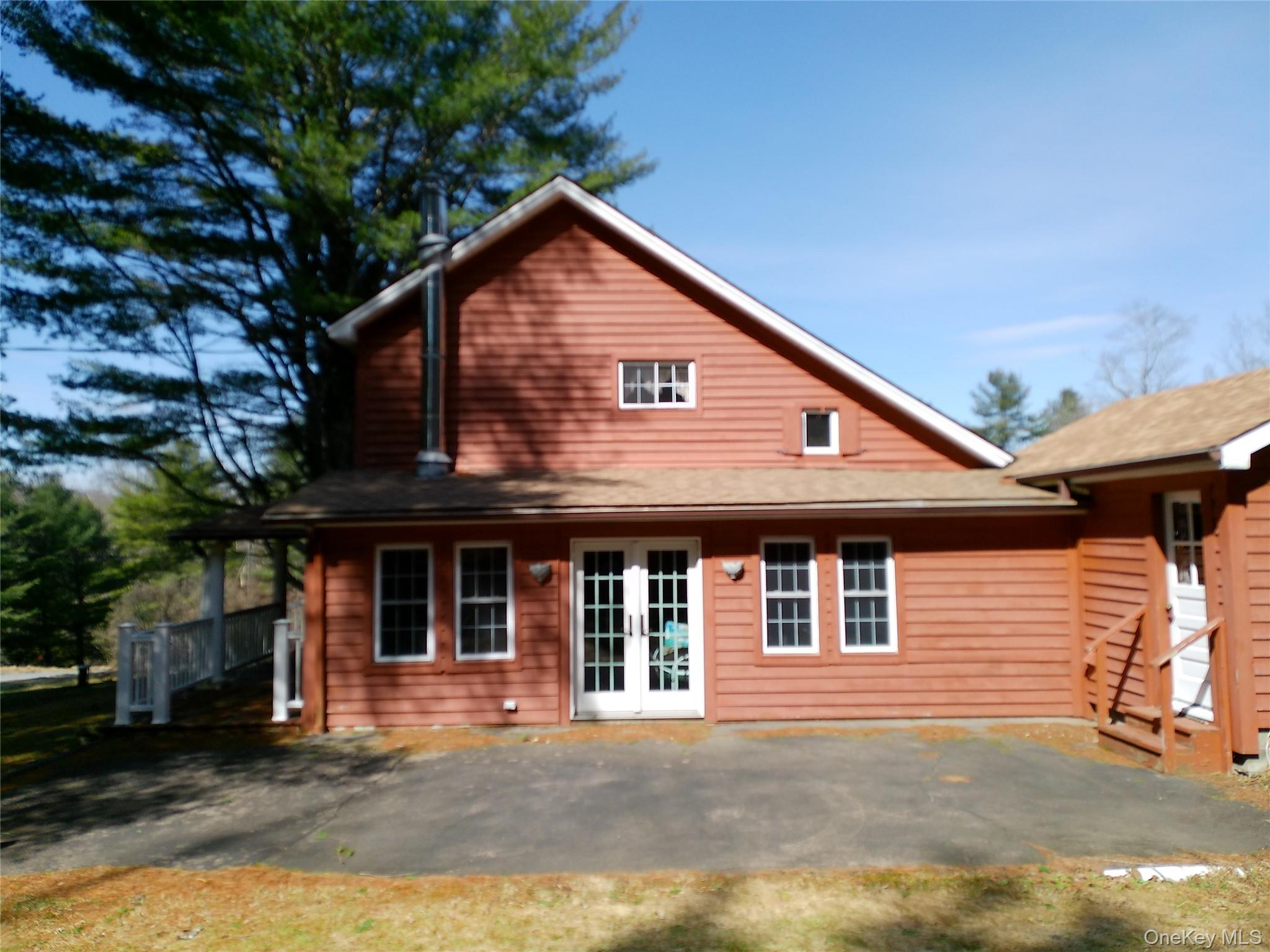 5618 Red Hill Road Property Photo 2