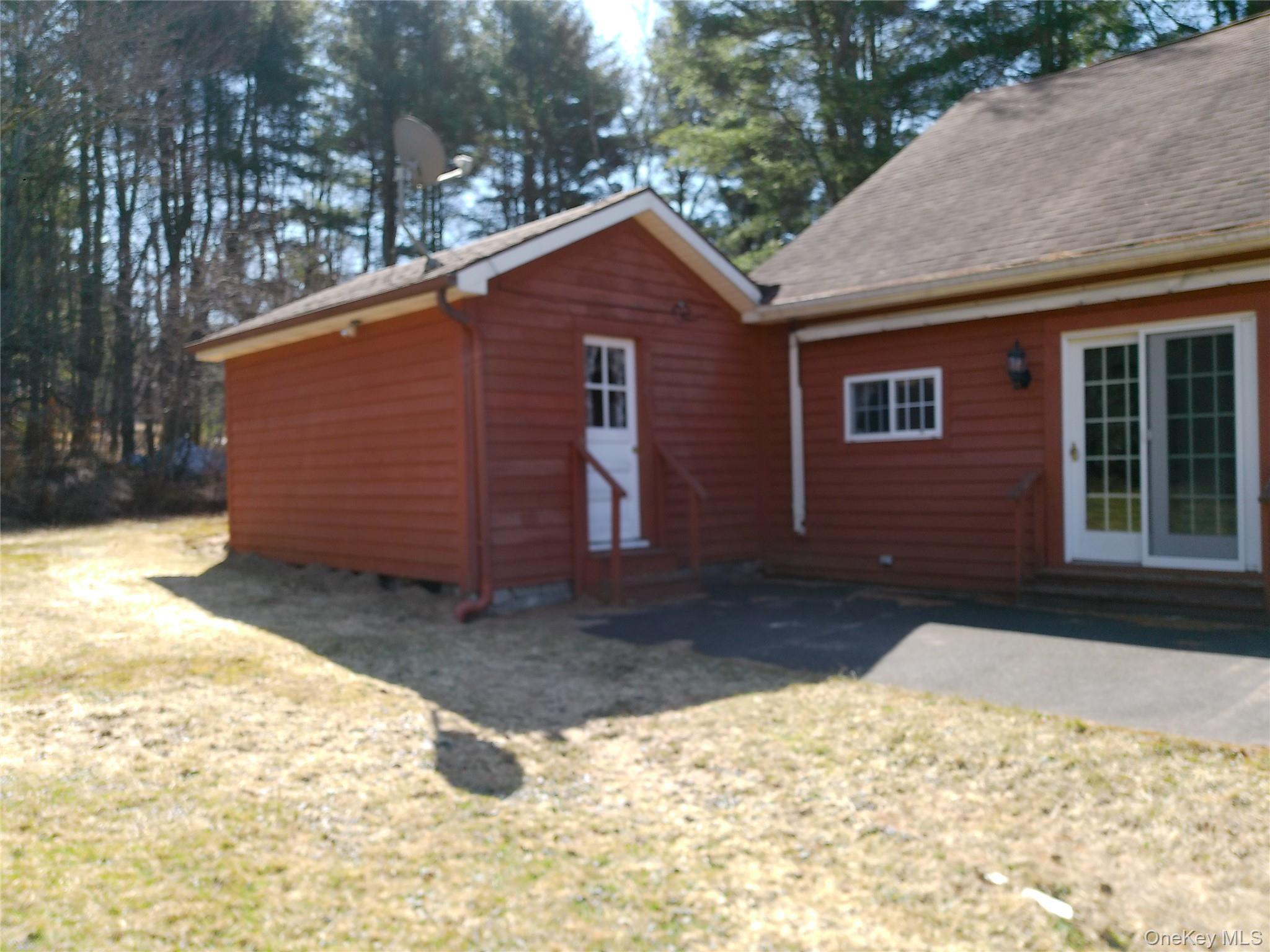 5618 Red Hill Road Property Photo 5