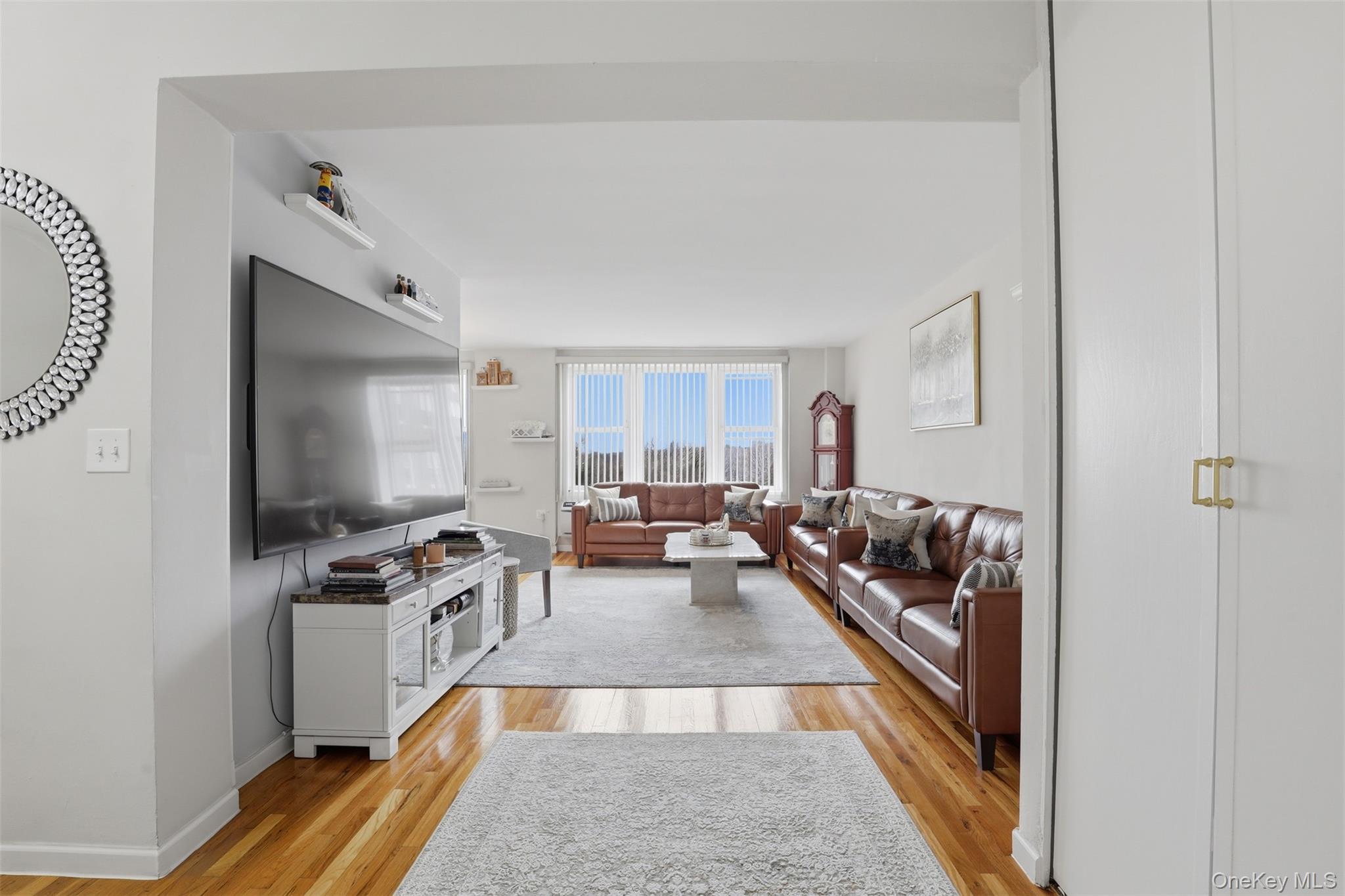 333 Bronx River Road 616 Property Photo 3