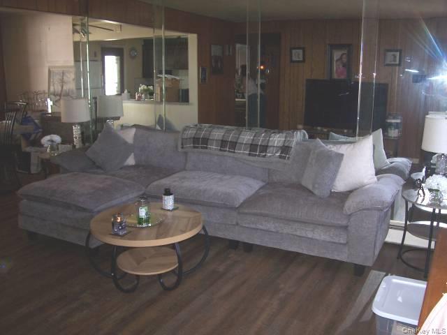 1053 Lorraine Drive Property Photo 3