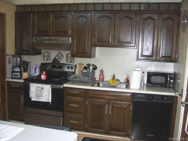 1053 Lorraine Drive Property Photo 5