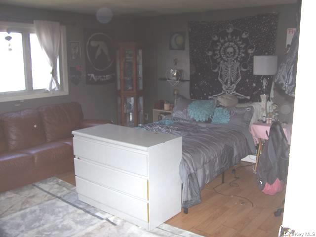 1053 Lorraine Drive Property Photo 7