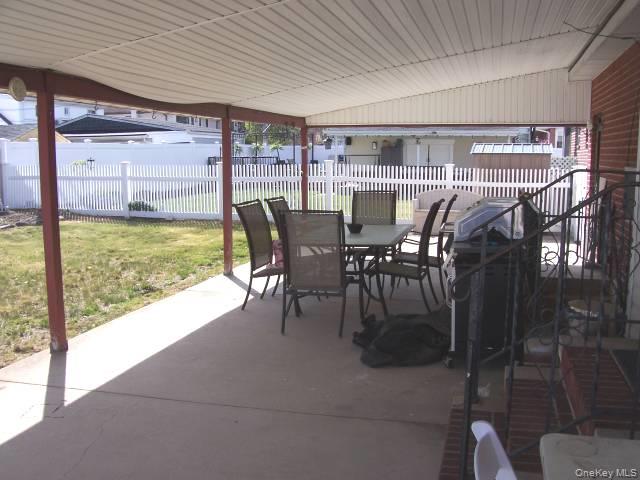 1053 Lorraine Drive Property Photo 12