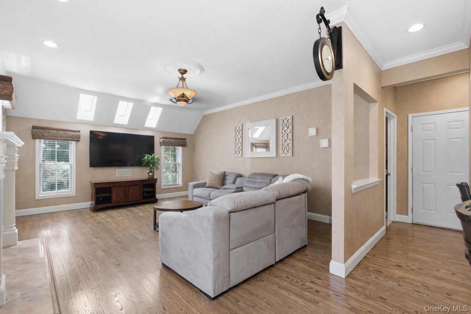 21 E Moriches Riverhead Road Property Photo 14