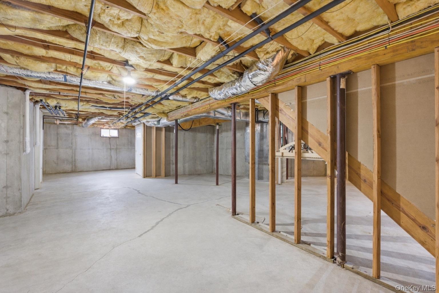 21 E Moriches Riverhead Road Property Photo 31
