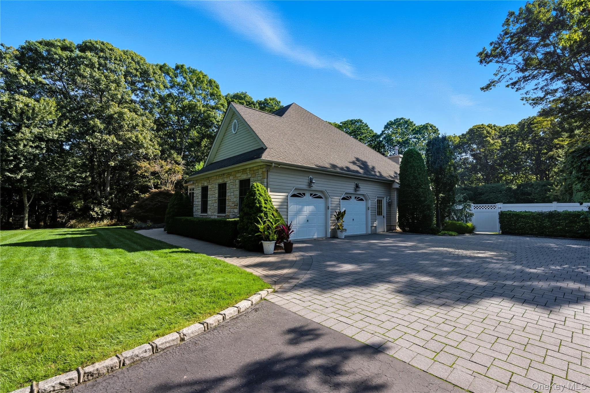 21 E Moriches Riverhead Road Property Photo 36