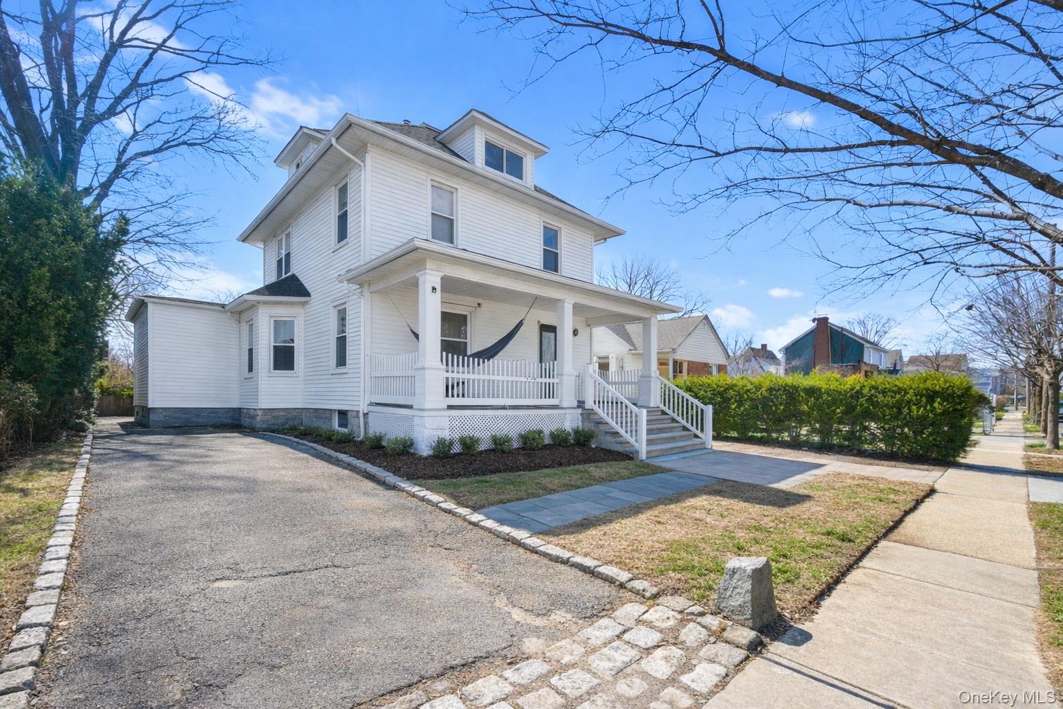 116 Oak Avenue Property Photo 1