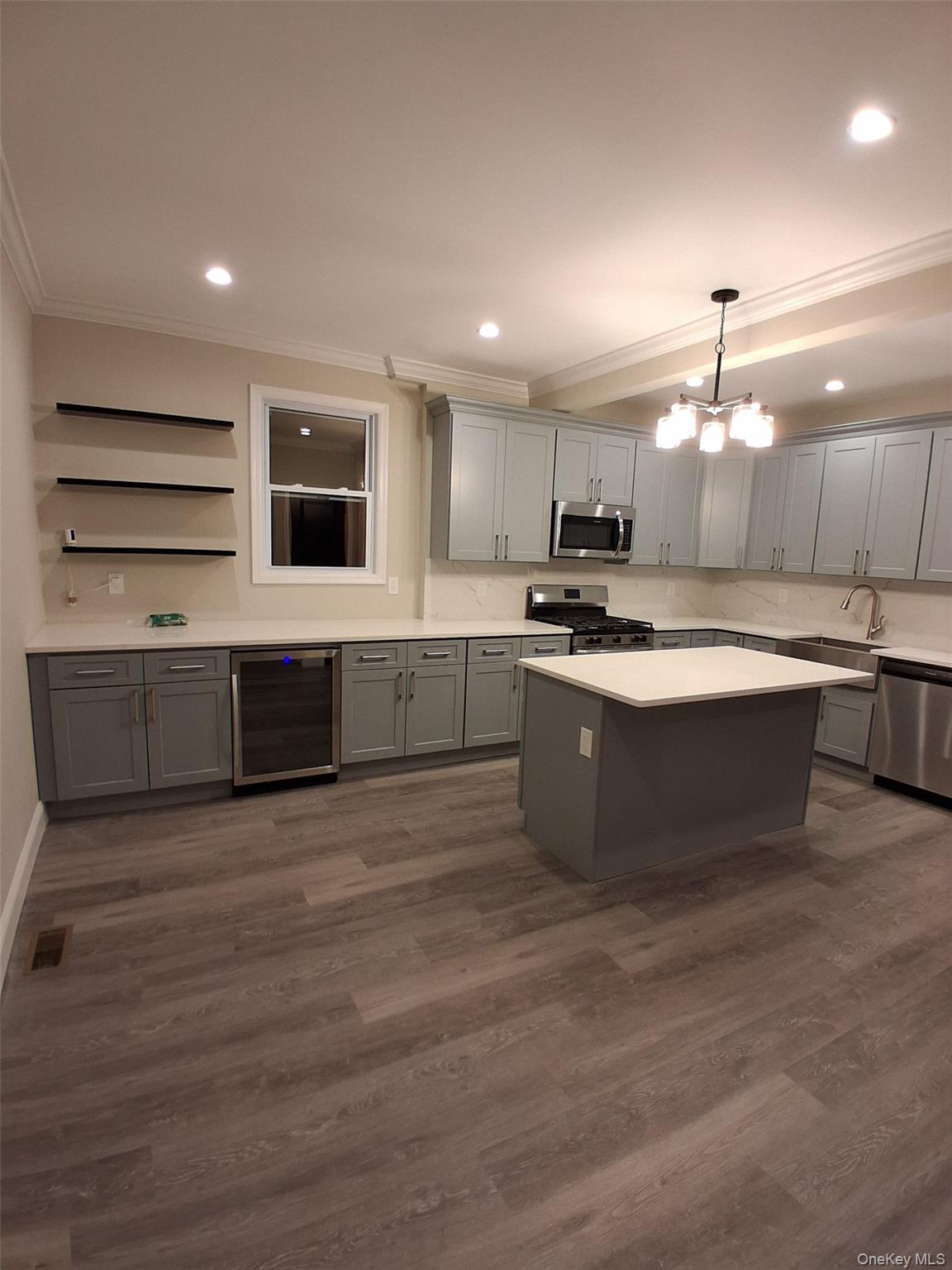 84 Holland Avenue Property Photo 6