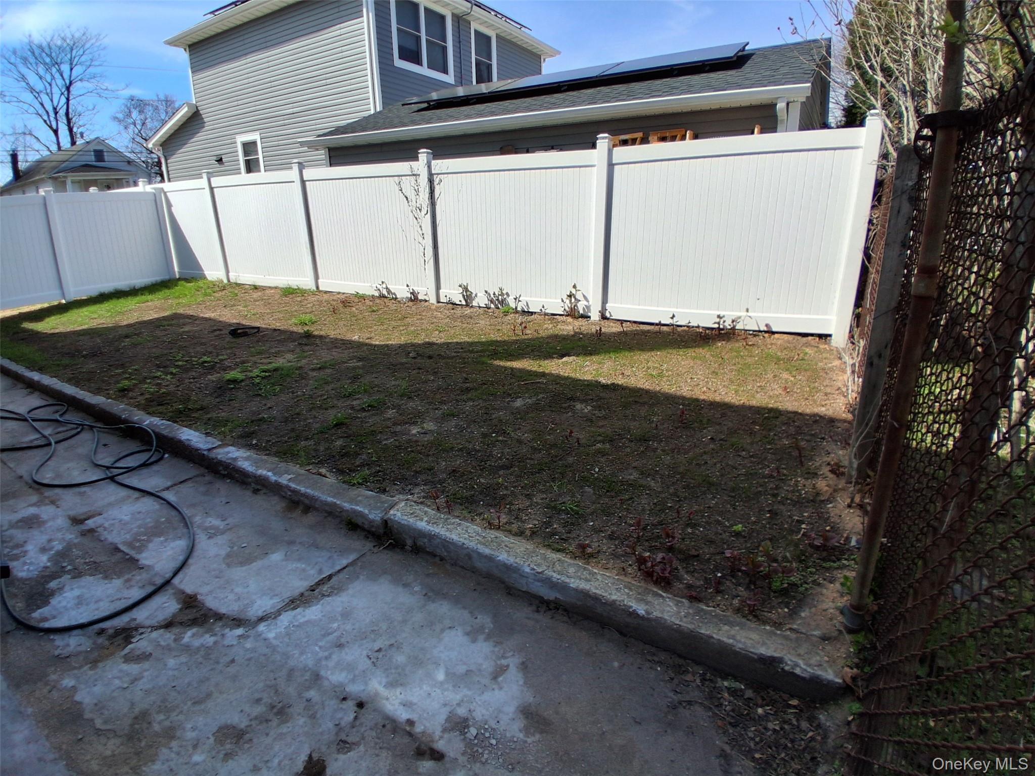 84 Holland Avenue Property Photo 7