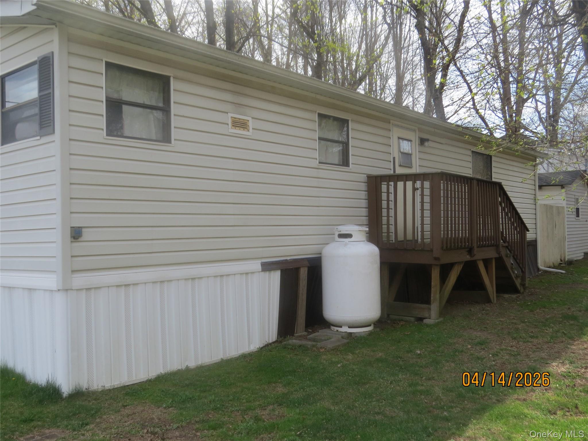 723 Beekman Road 41 Property Photo 2