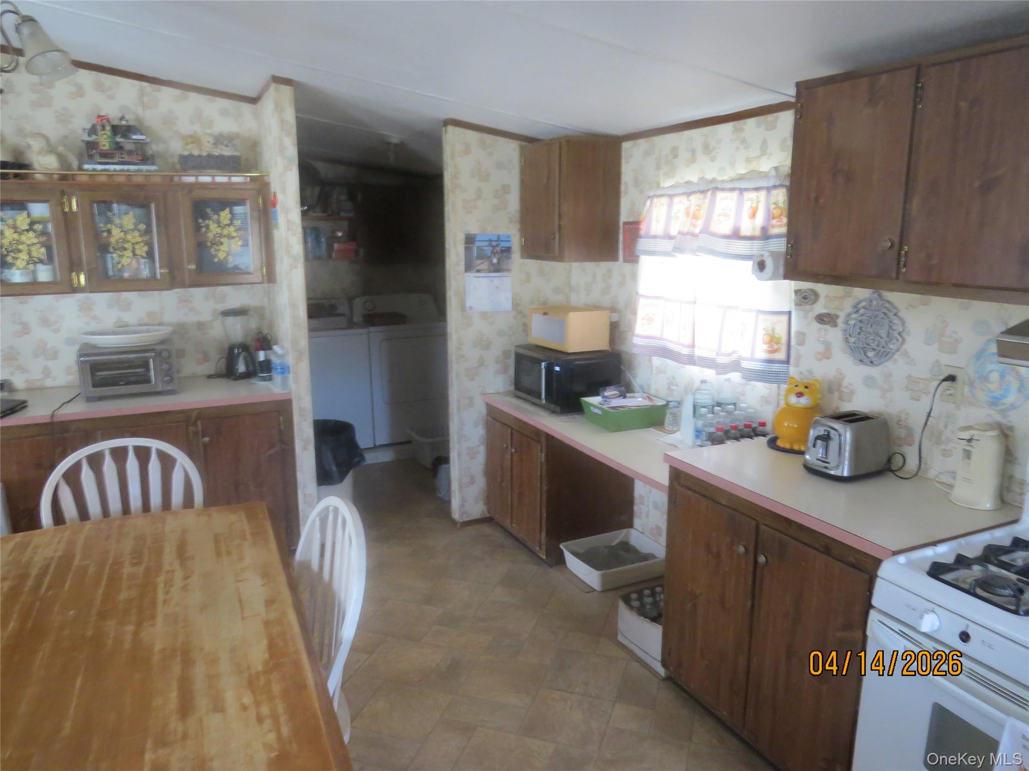 723 Beekman Road 41 Property Photo 9