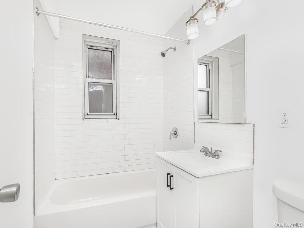 3363 Sedgwick Avenue 2d Property Photo 9