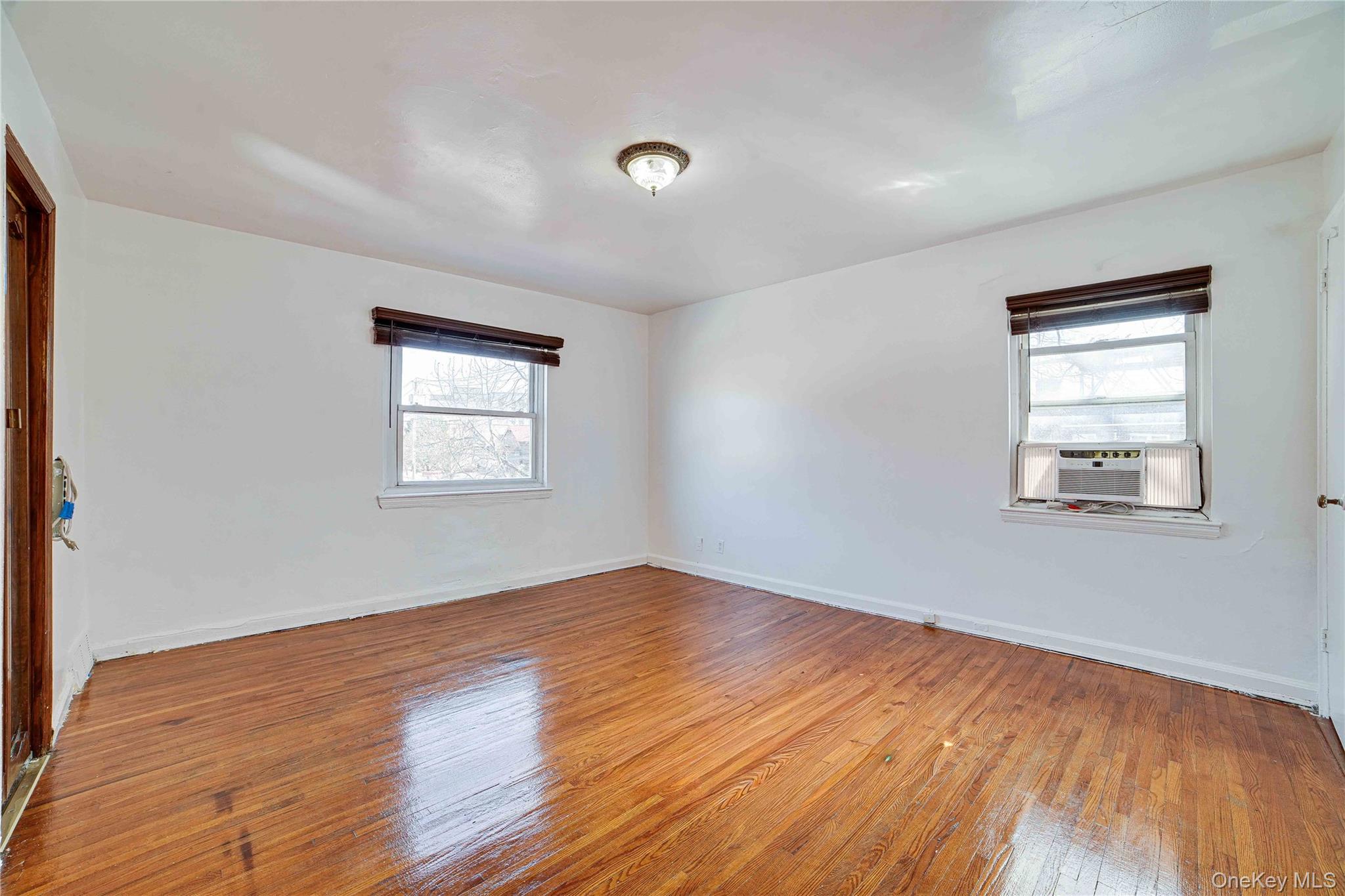 993 Duncan Street Property Photo 12