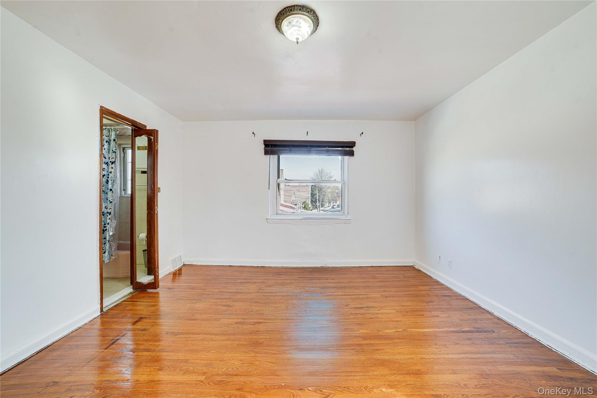 993 Duncan Street Property Photo 14
