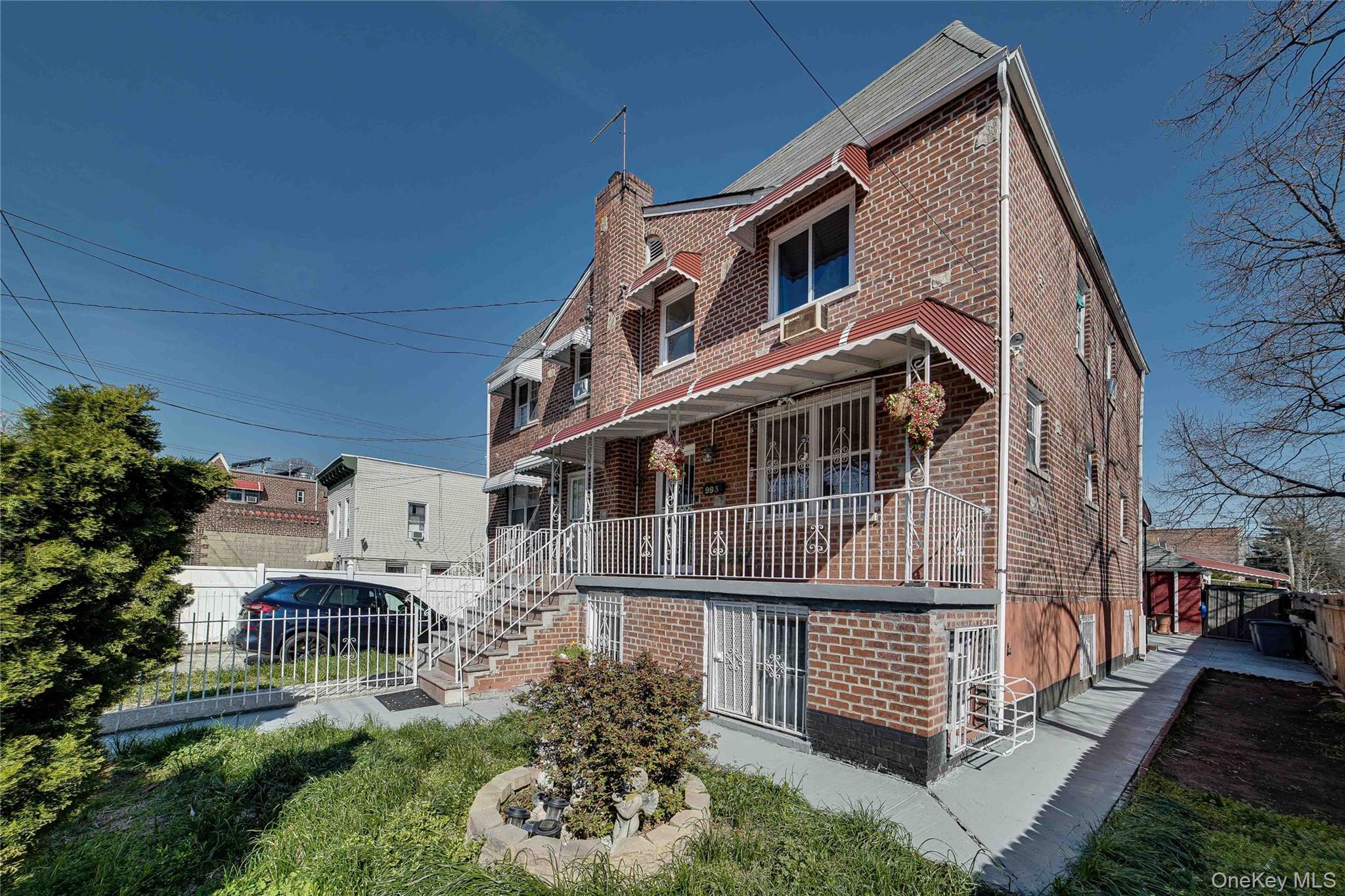 993 Duncan Street Property Photo 24