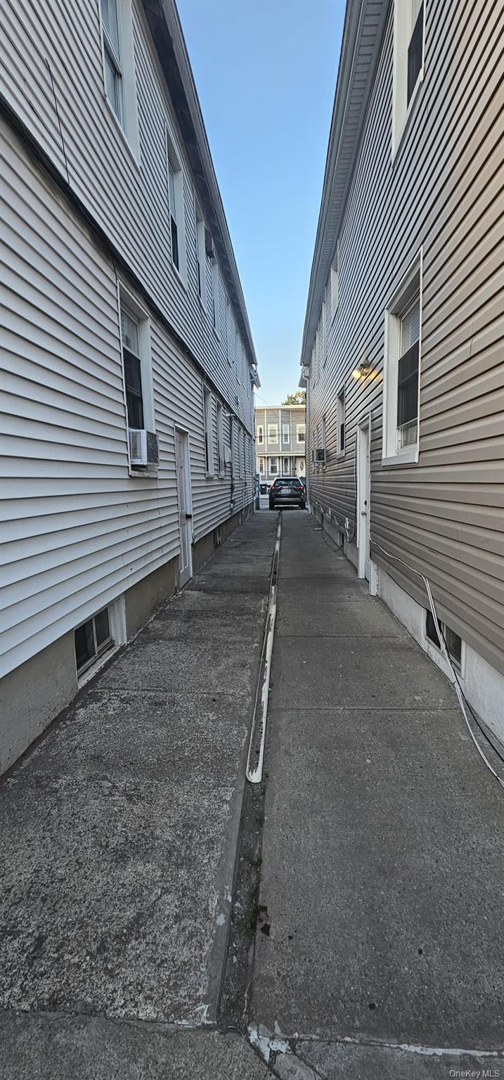 9414 113th Street Property Photo 3