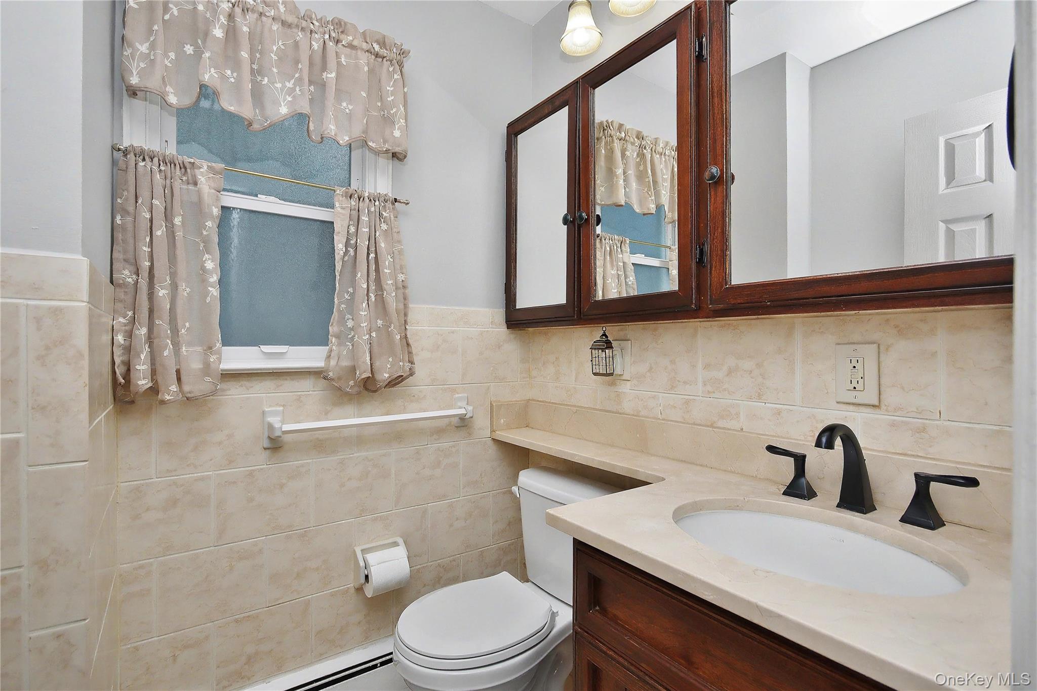 14 Emerald Place Property Photo 16