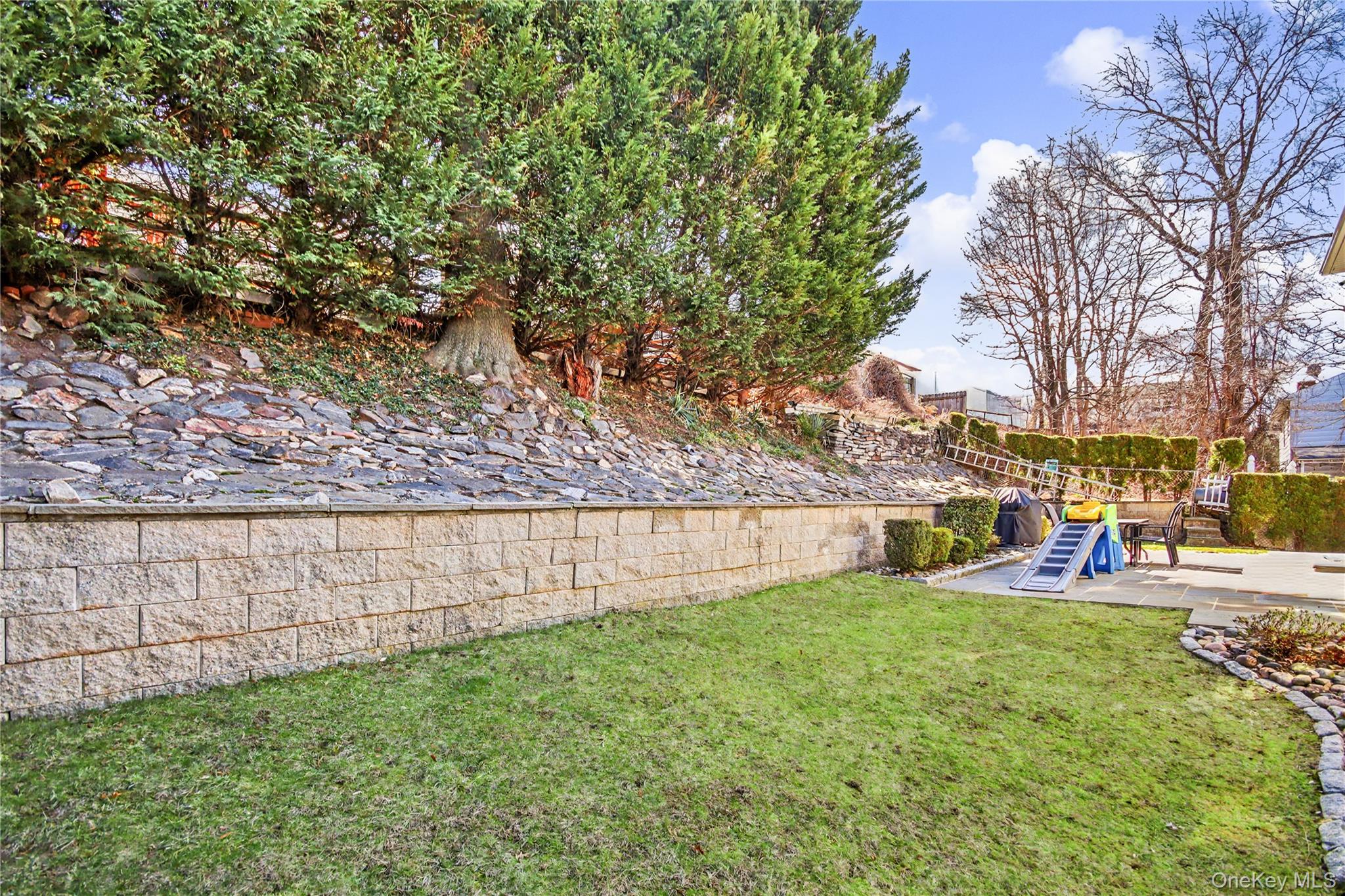 14 Emerald Place Property Photo 40