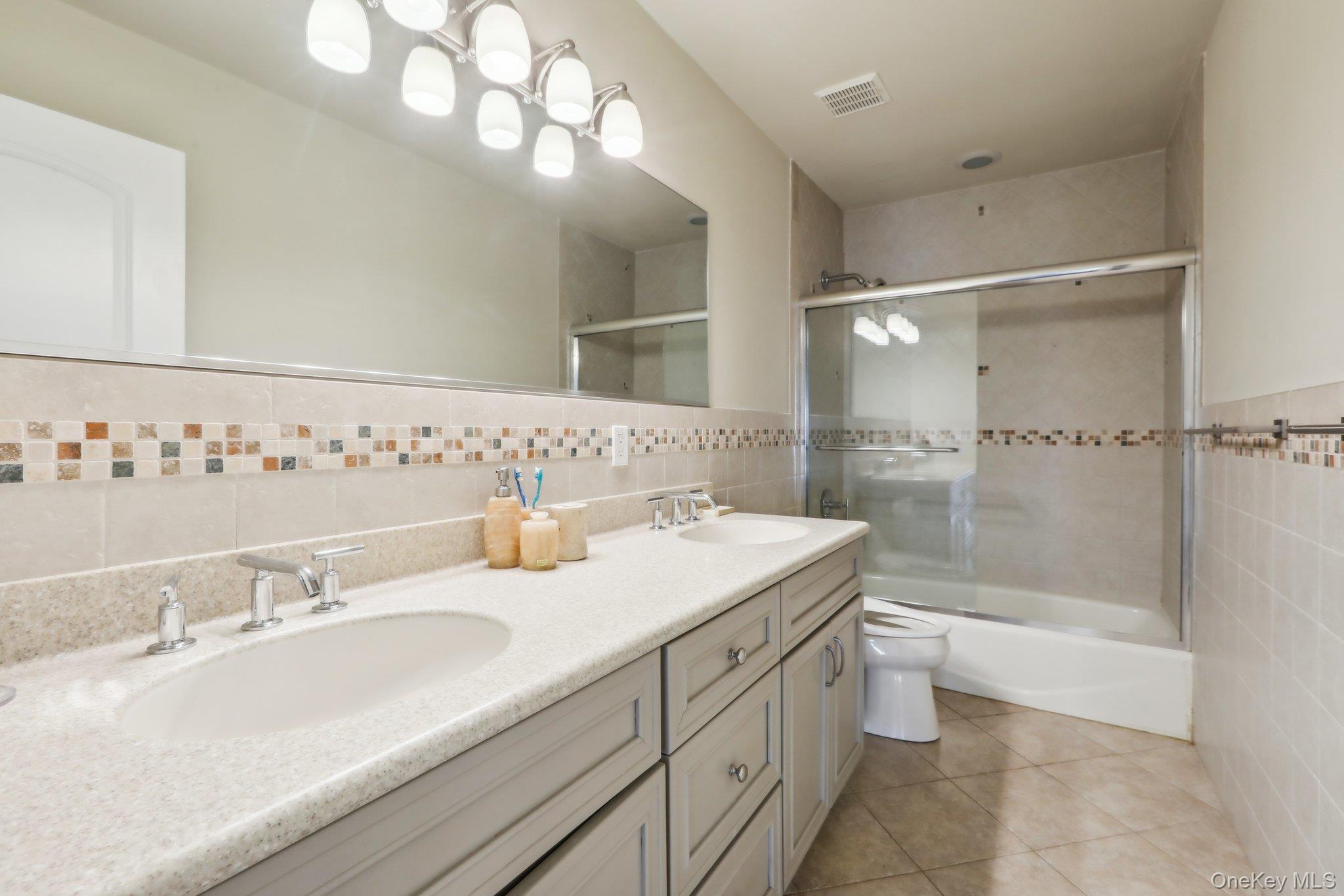2 Tompkins Court Property Photo 31