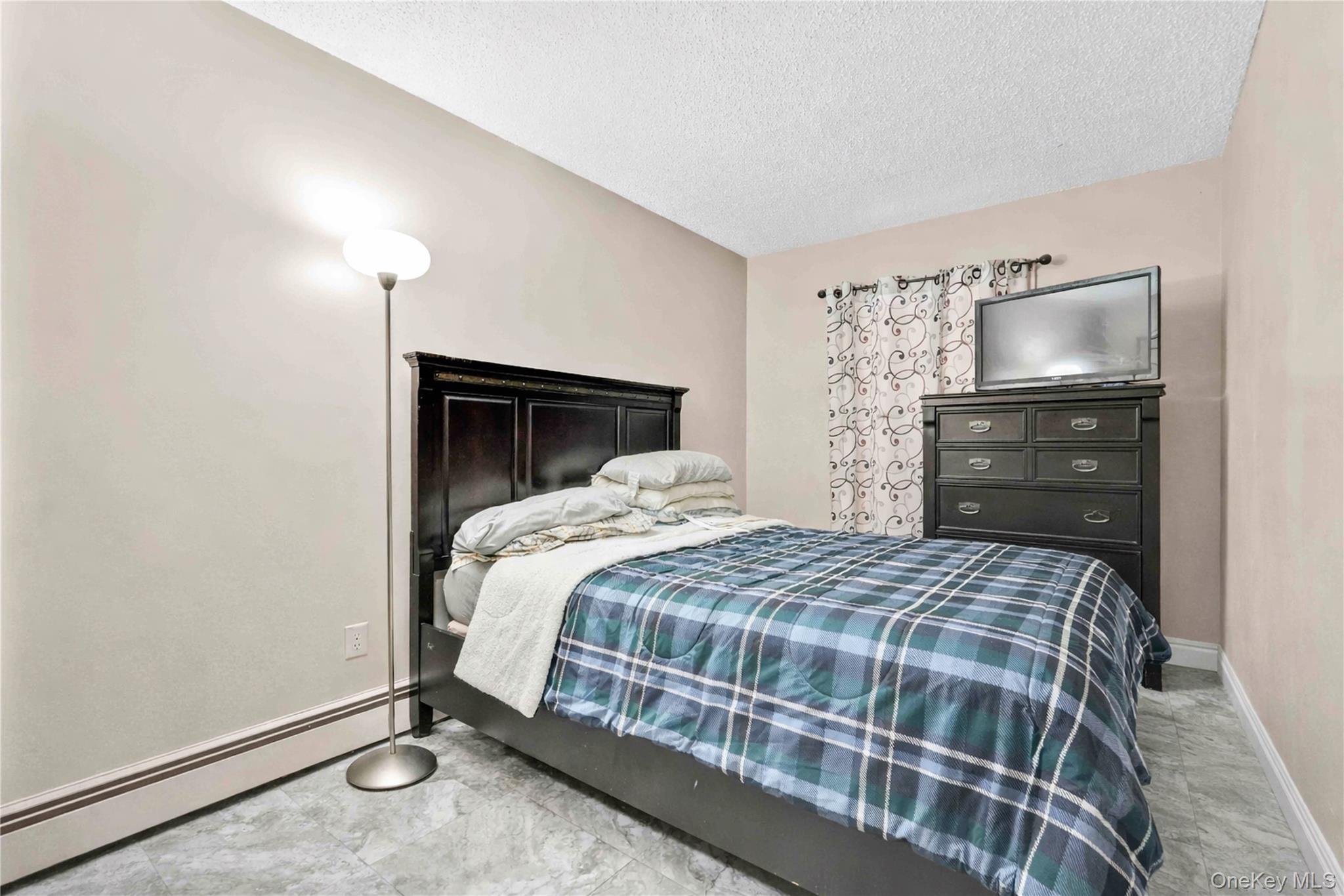 2069 Seward Avenue Property Photo 13