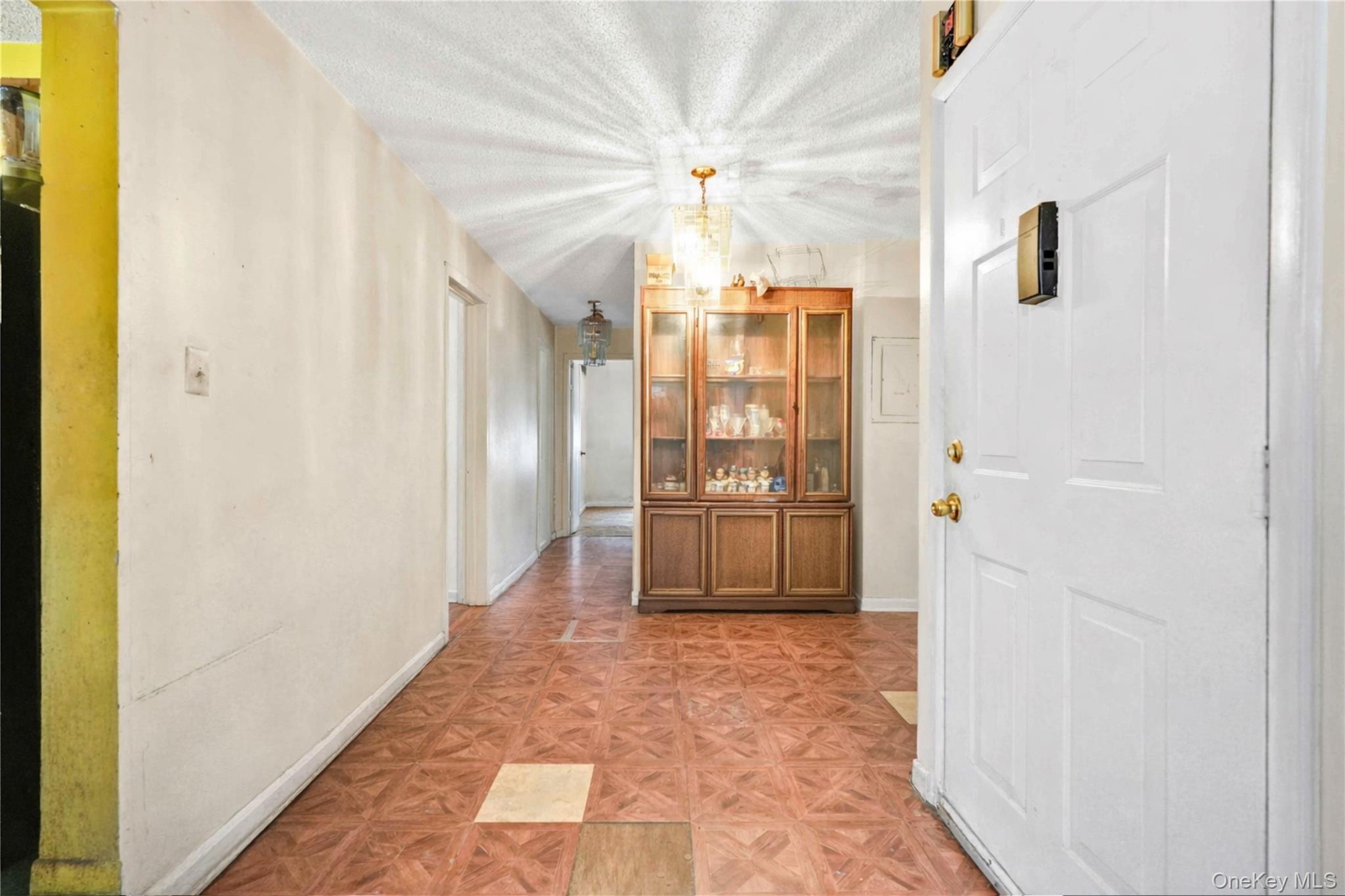2069 Seward Avenue Property Photo 17