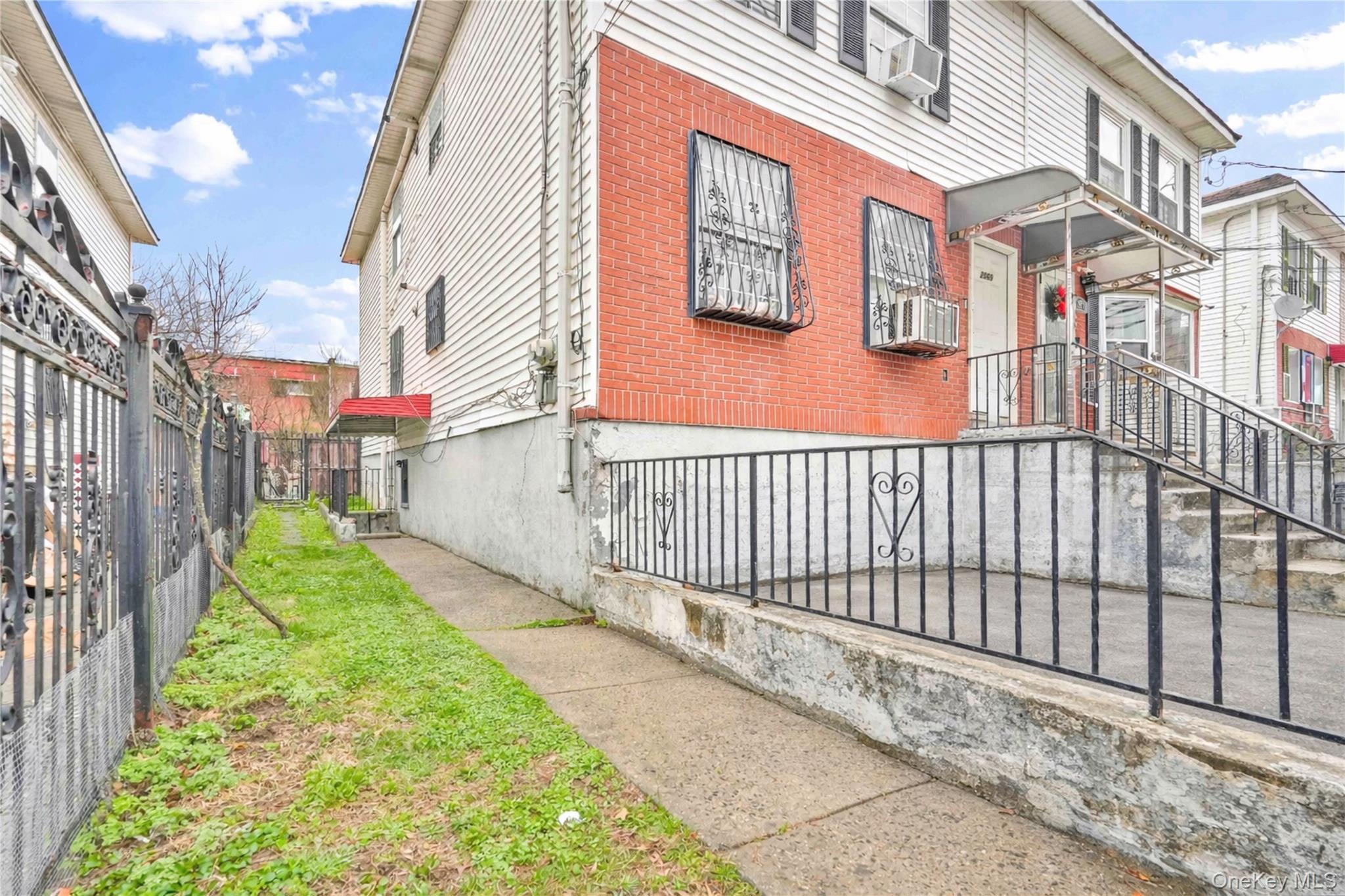 2069 Seward Avenue Property Photo 38