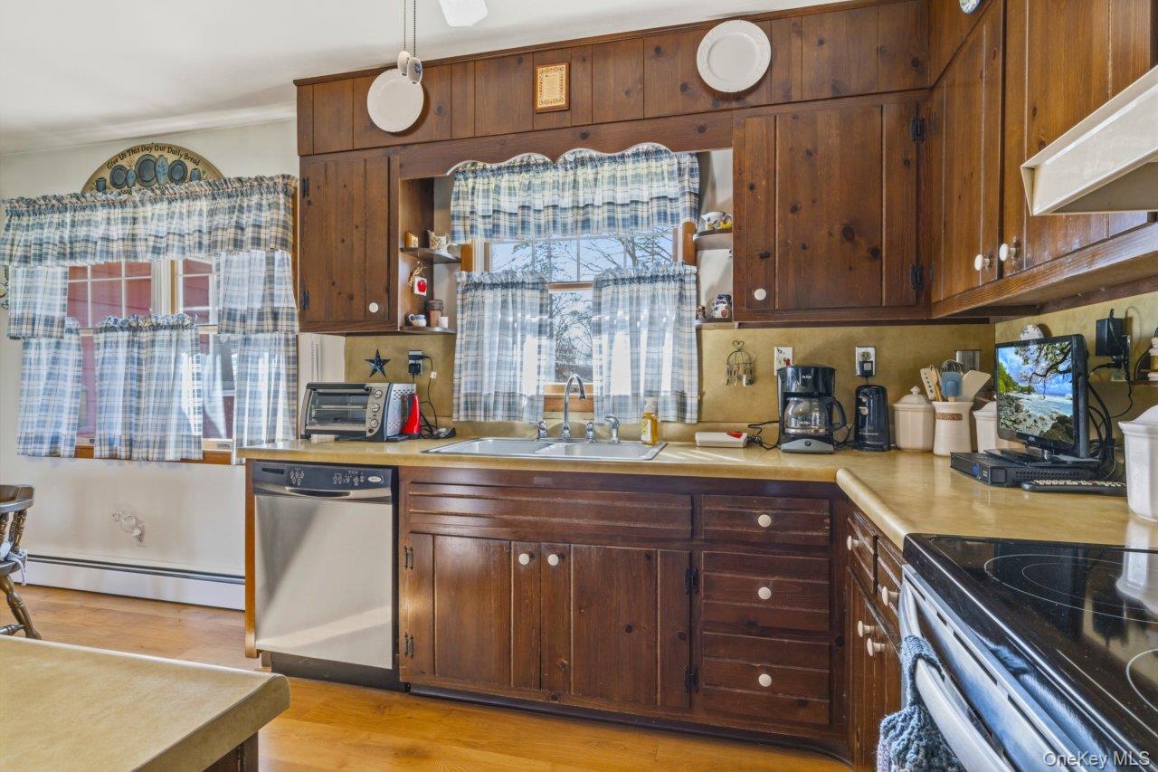 555 State Route 416 Property Photo 13