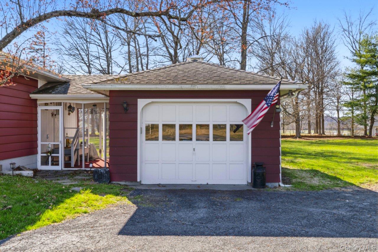 555 State Route 416 Property Photo 24
