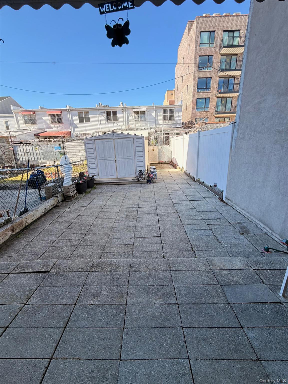 2822 W 16th Street Property Photo 12