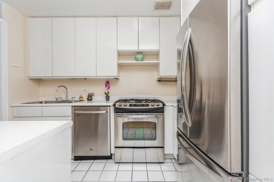 35 N Chatsworth Avenue 1j Property Photo 19