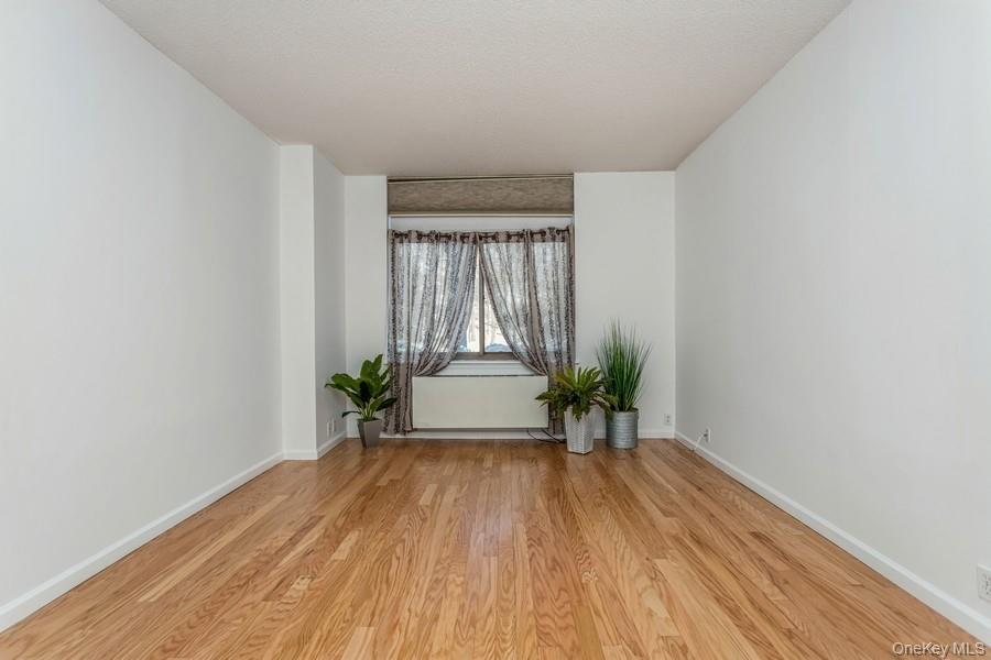 35 N Chatsworth Avenue 1j Property Photo 22
