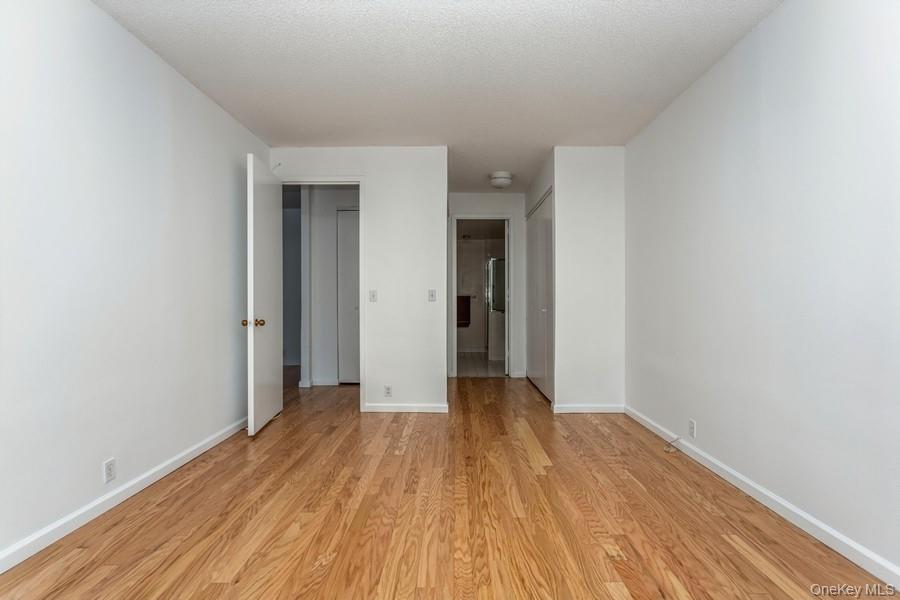 35 N Chatsworth Avenue 1j Property Photo 24