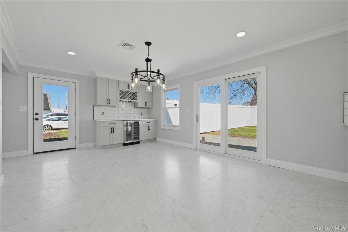 61 Gardiners Avenue Property Photo 9