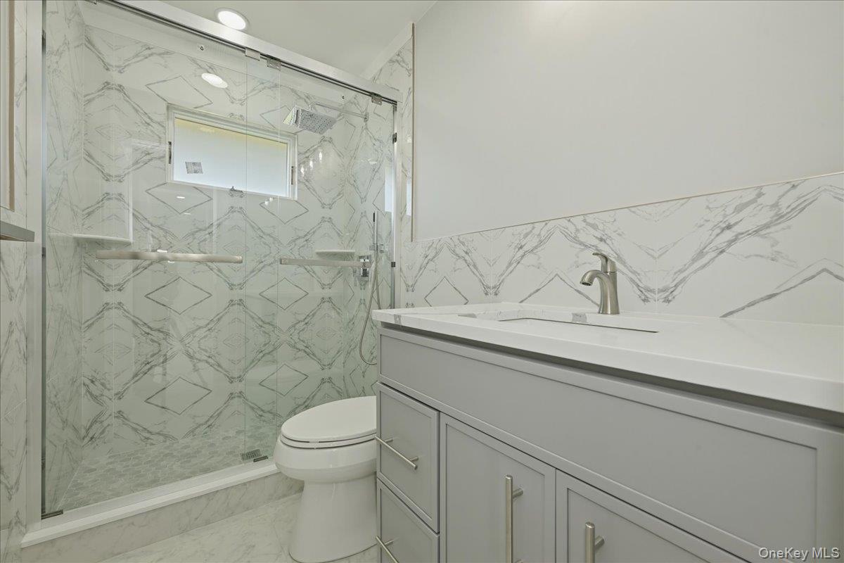 61 Gardiners Avenue Property Photo 22