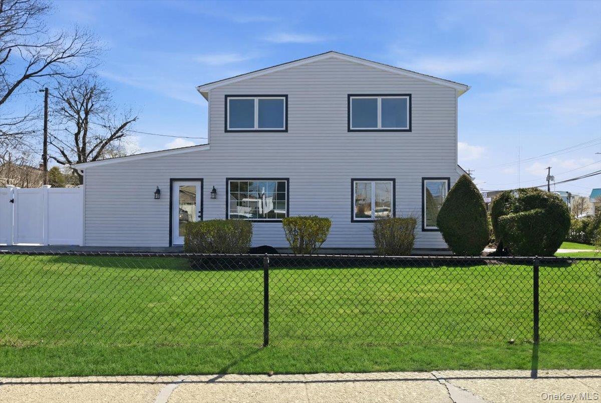 61 Gardiners Avenue Property Photo 40