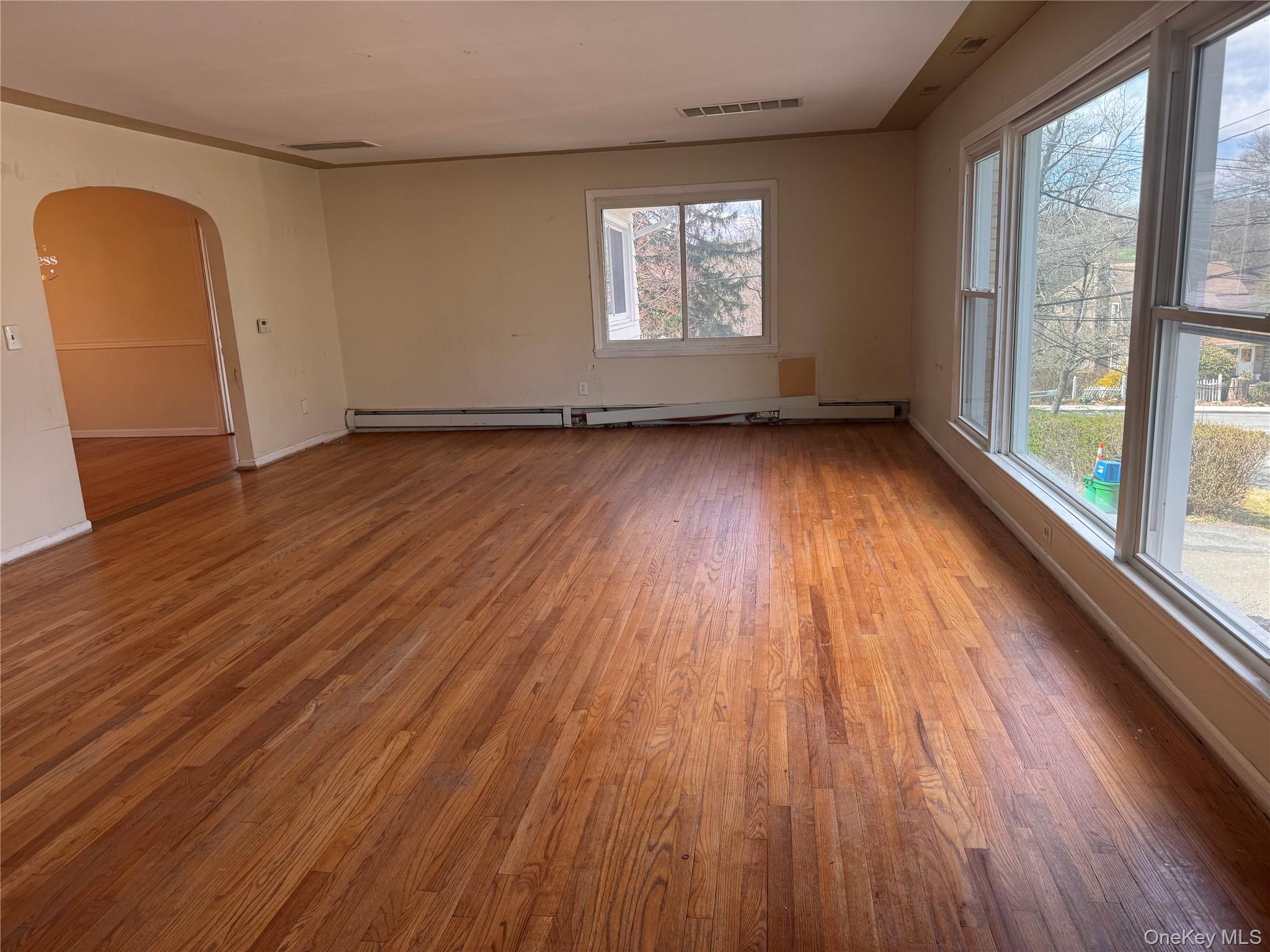 116 Williams Avenue 101 Property Photo 3