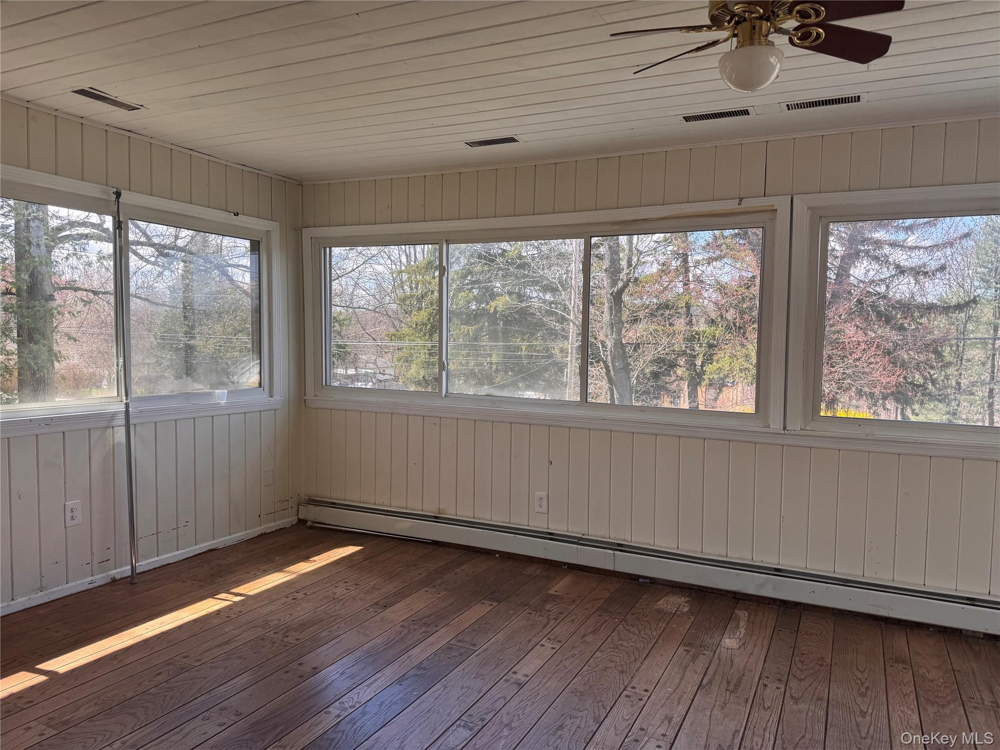 116 Williams Avenue 101 Property Photo 6