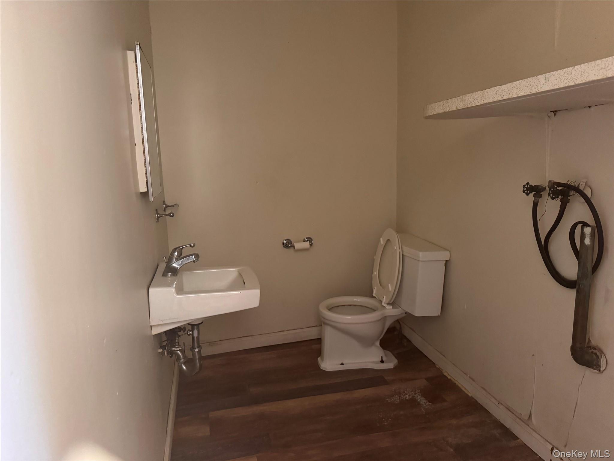 116 Williams Avenue 101 Property Photo 10