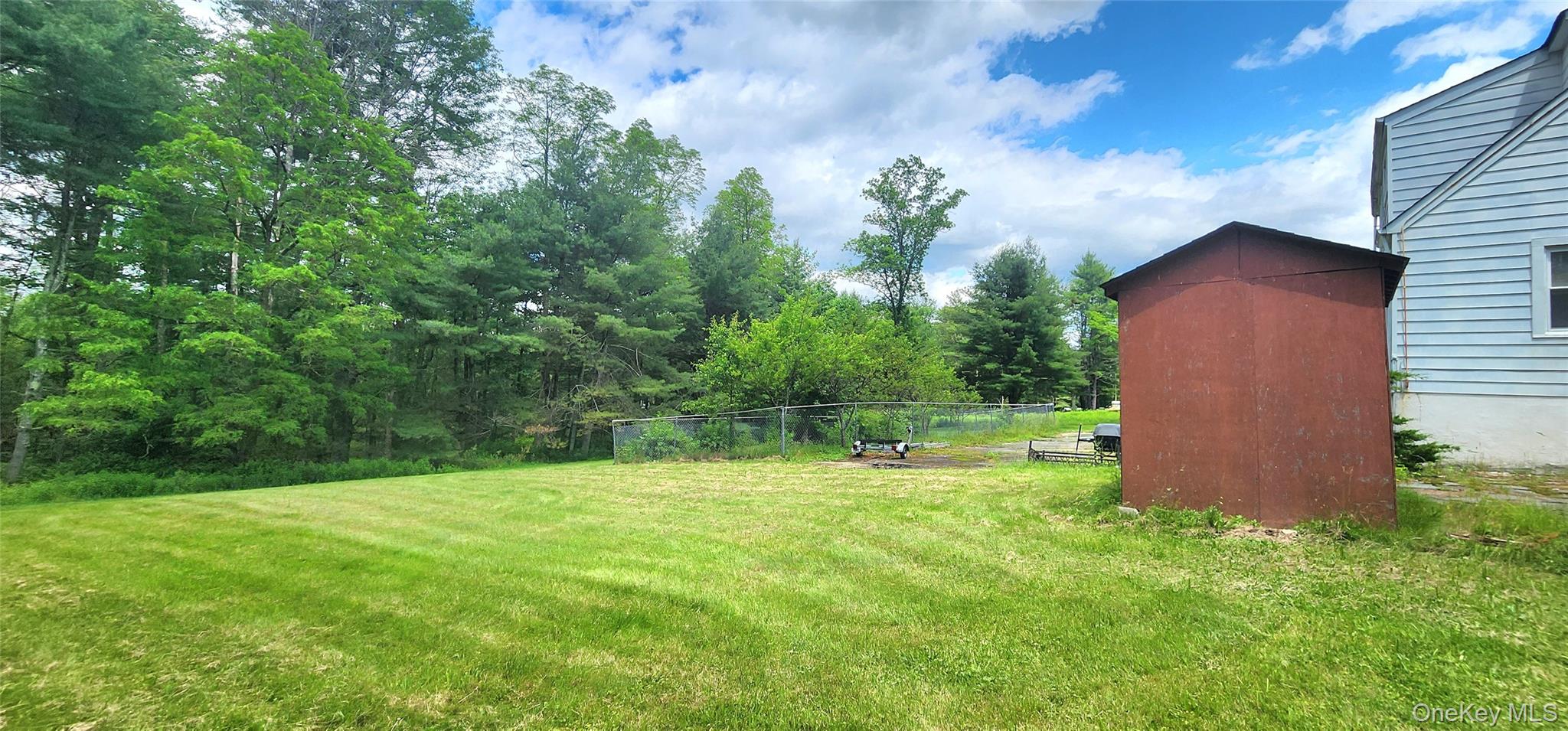 530 Sackett Lake Road Property Photo 7